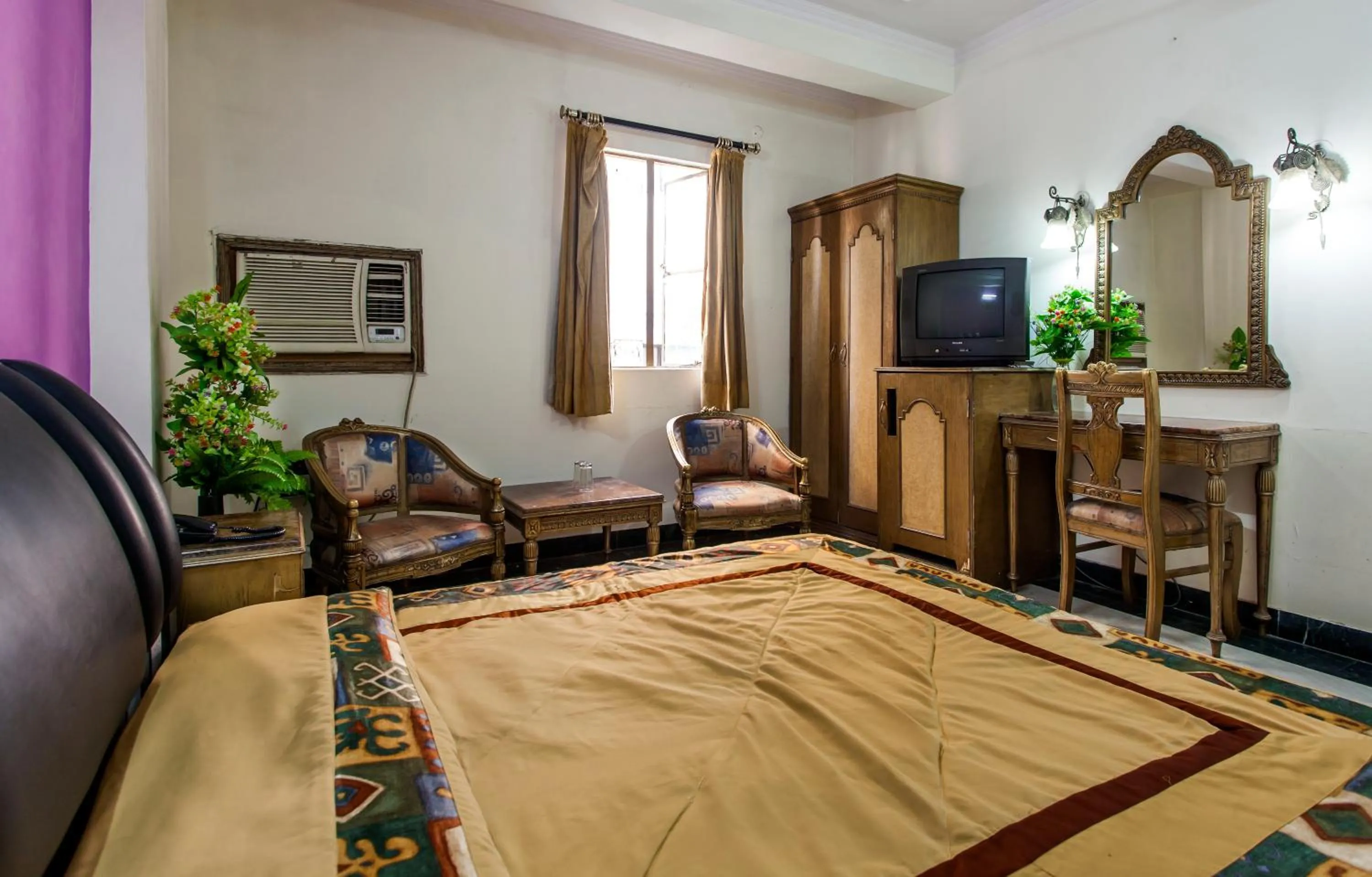 Bedroom in Hotel Sunshine