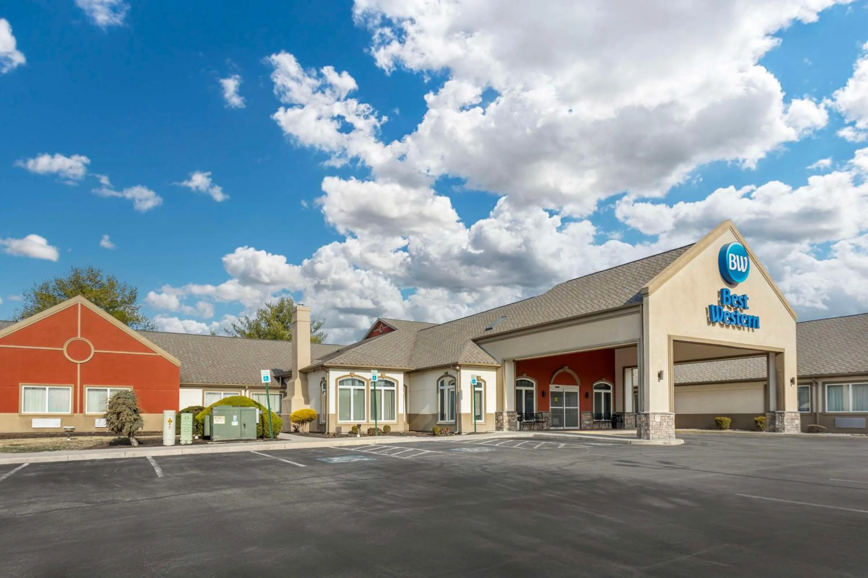 Property building in Best Western Chambersburg