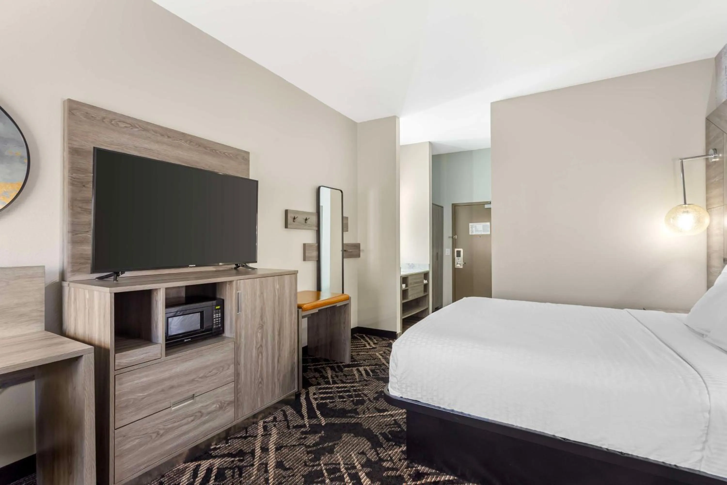 Bedroom, Bed in Best Western Chambersburg