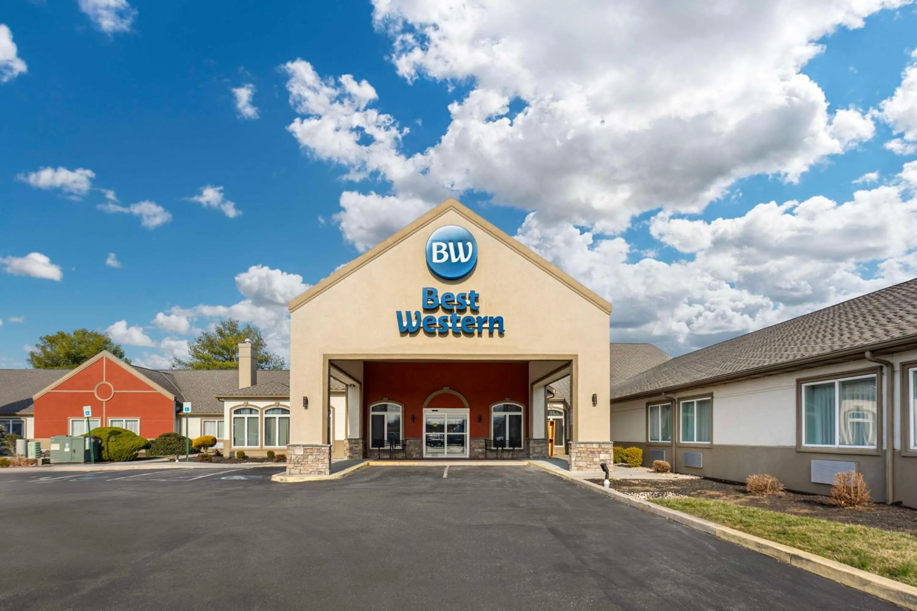 Property building in Best Western Chambersburg