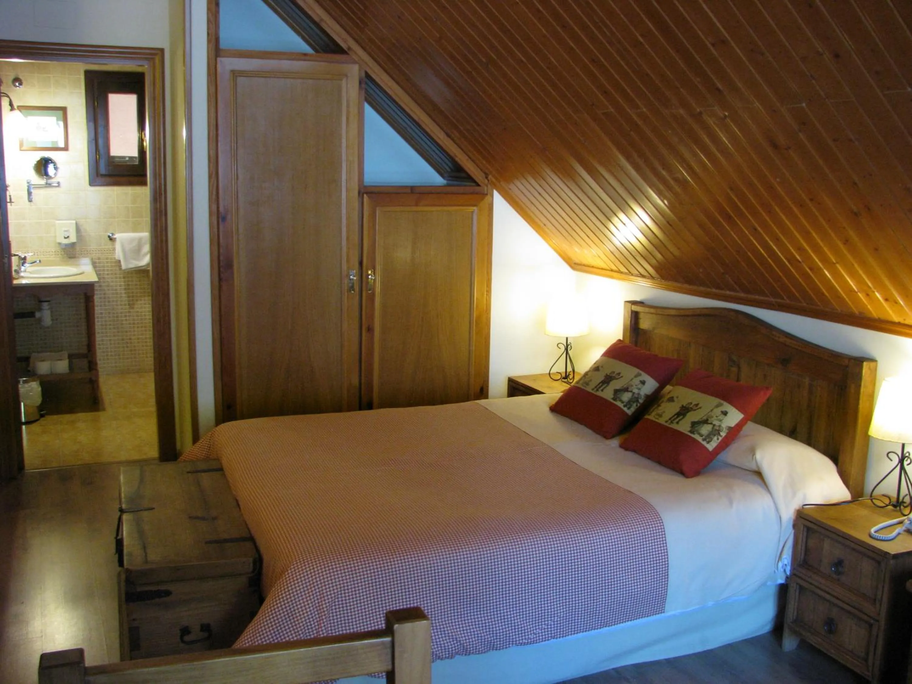 Bed in Aparthotel Sarrato