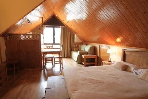 Photo of the whole room, Bed in Aparthotel Sarrato