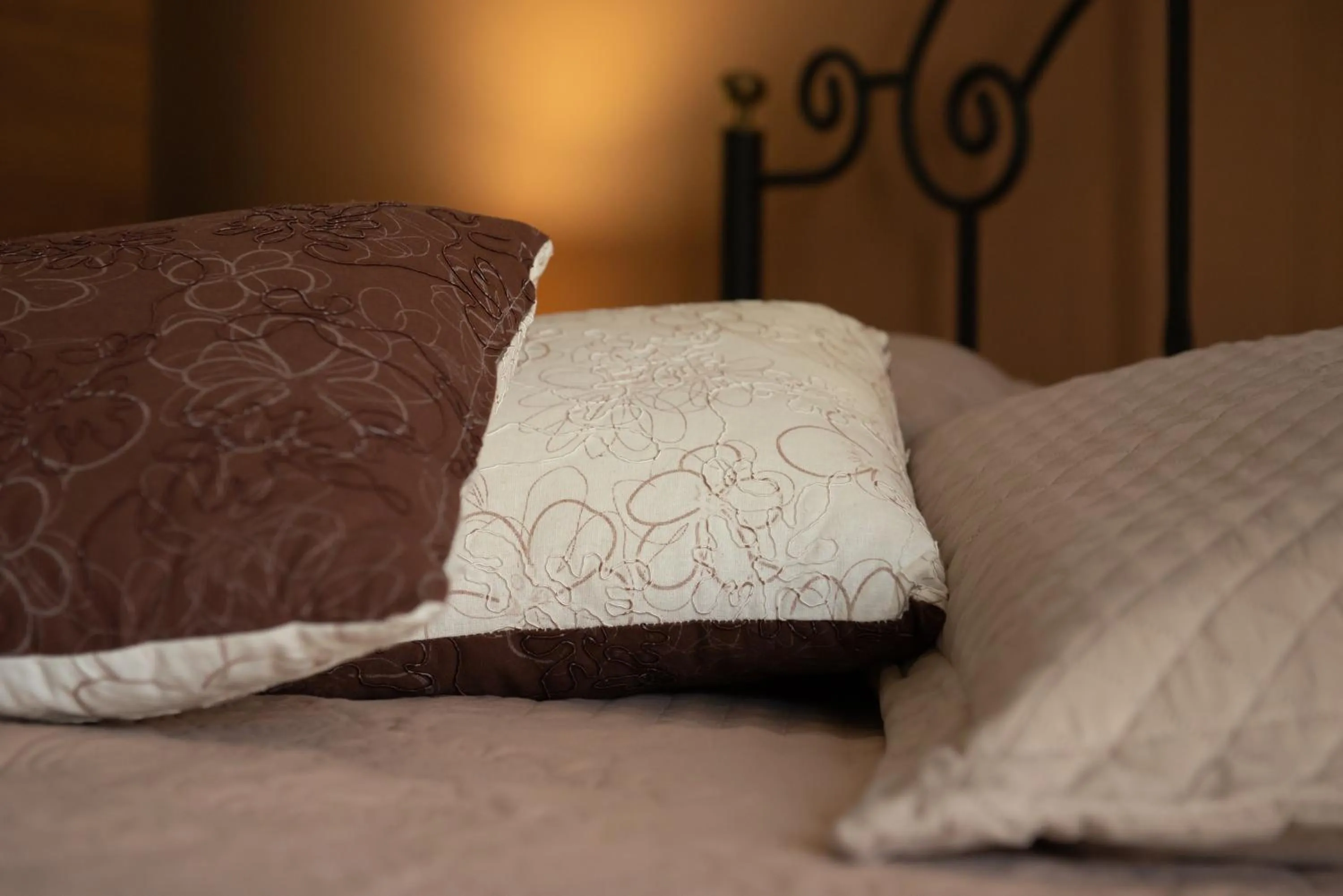 Decorative detail, Bed in Artemissoula near airport