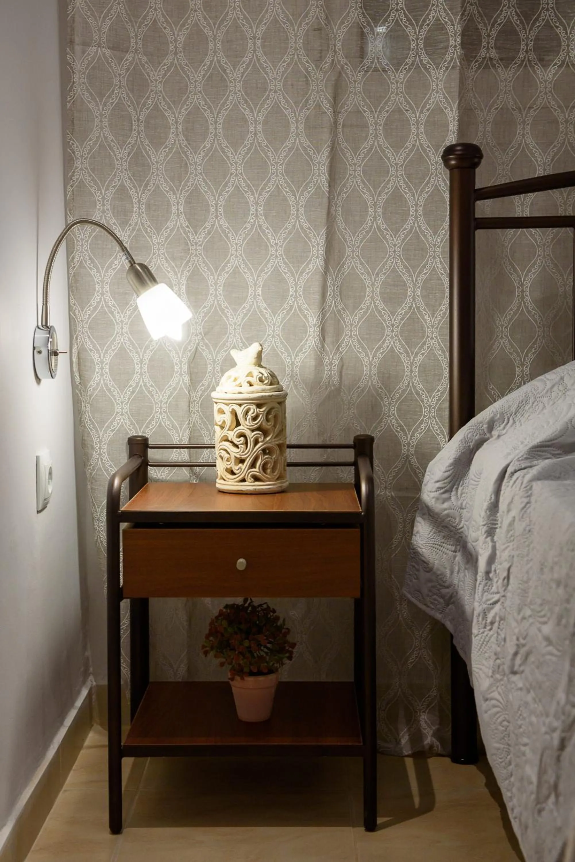 Bed in Artemissoula near airport