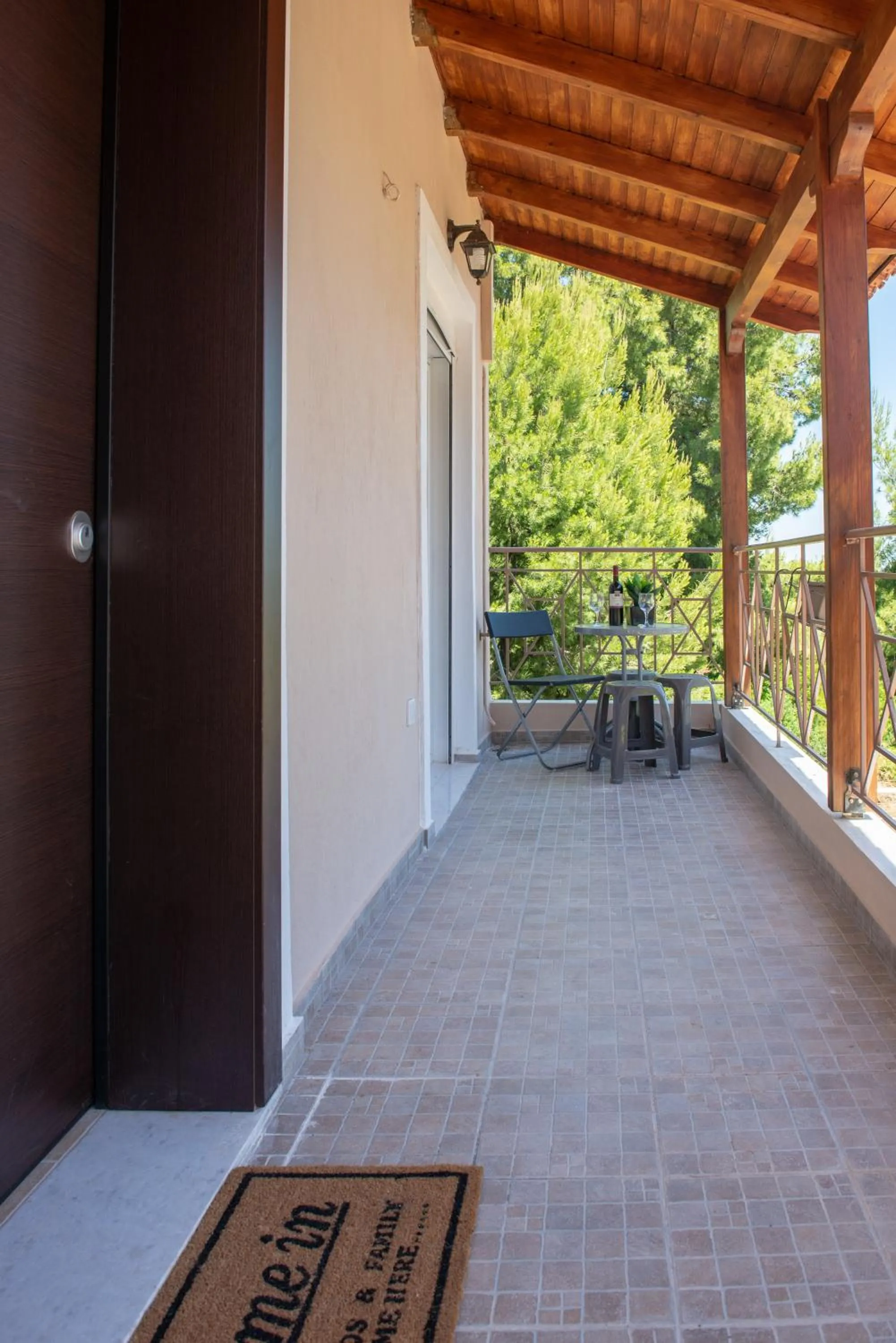 Balcony/Terrace in Artemissoula near airport