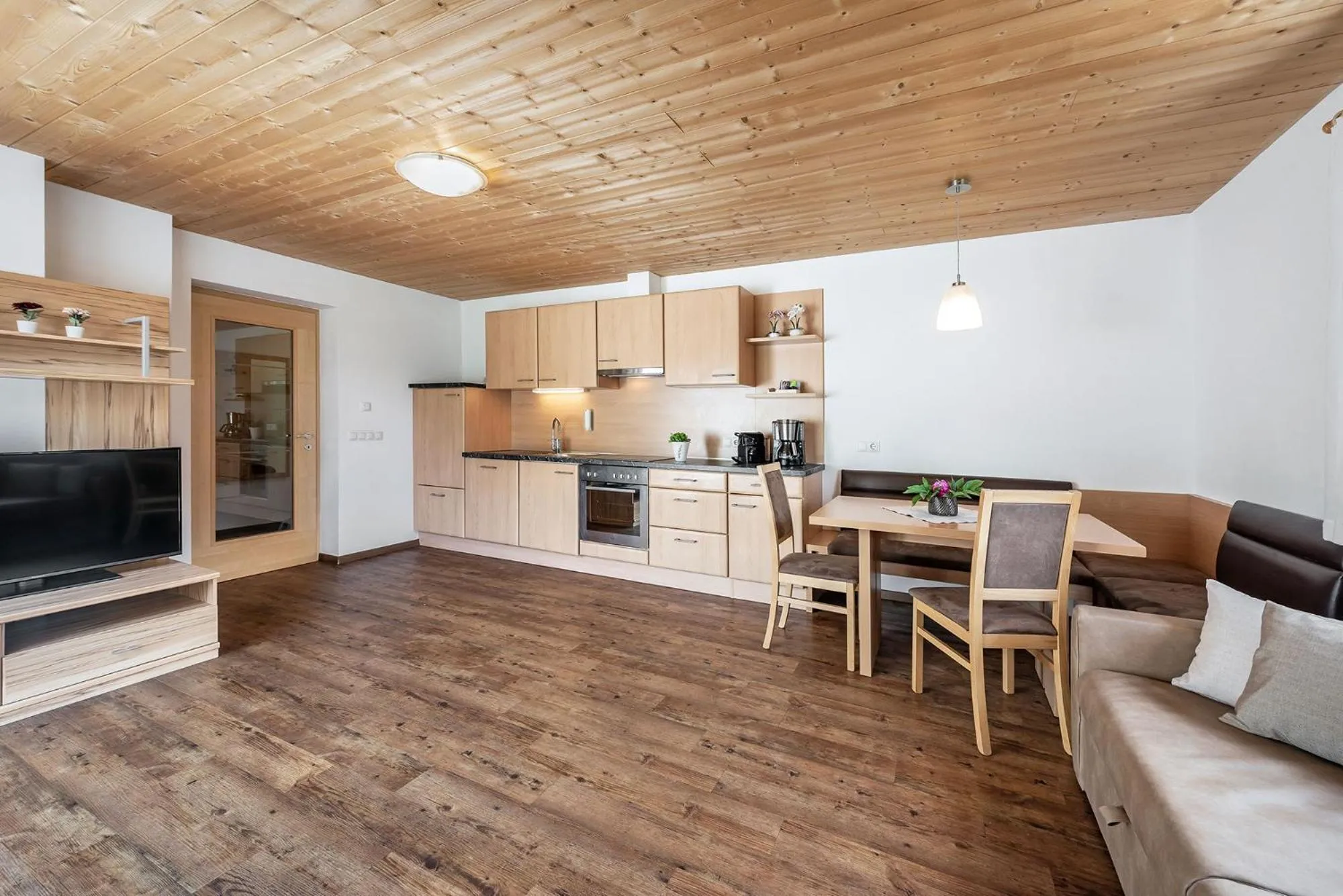 Kitchen or kitchenette in Appartements Toni