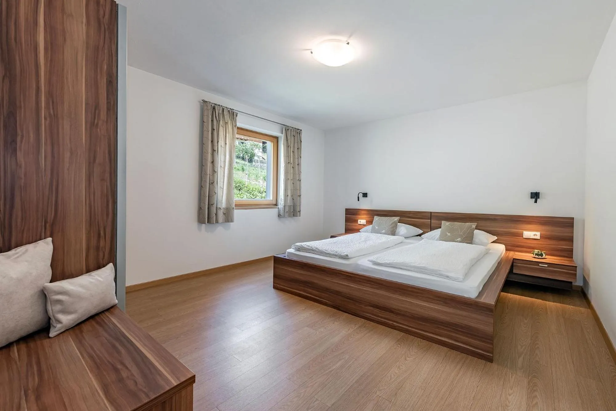 Bed in Appartements Toni