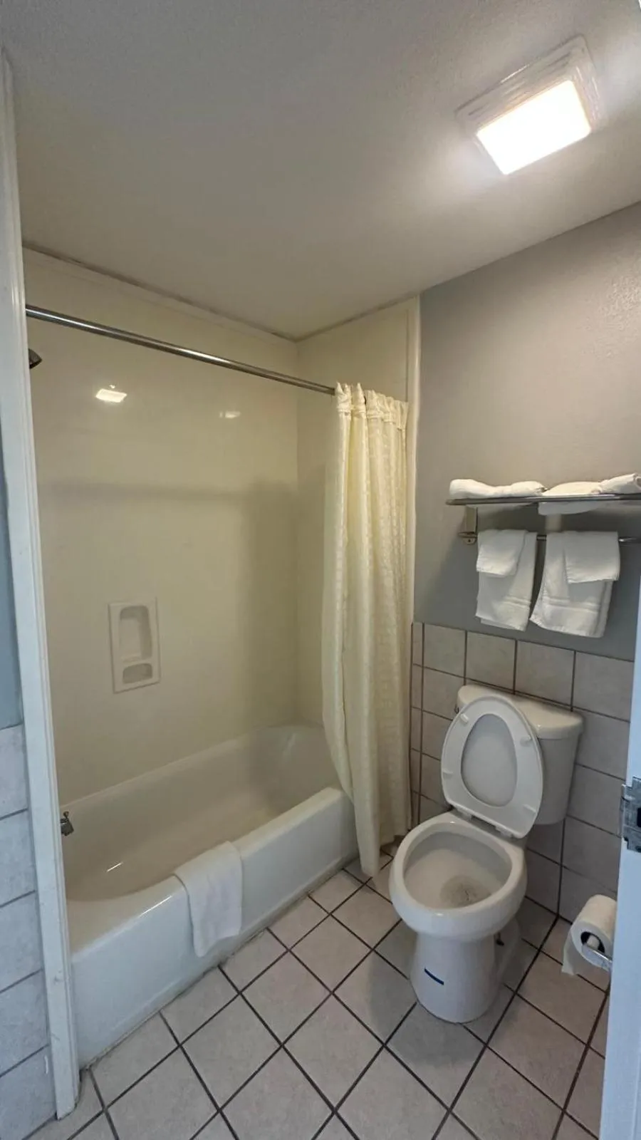Toilet in Executive Inn & Suites West Columbia