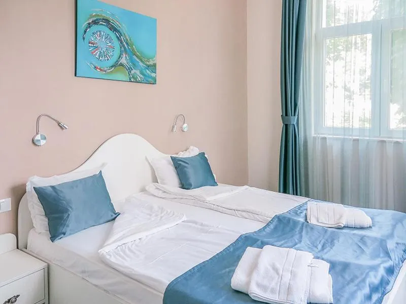 Bedroom, Bed in Family Hotel Belle Epoque Beach