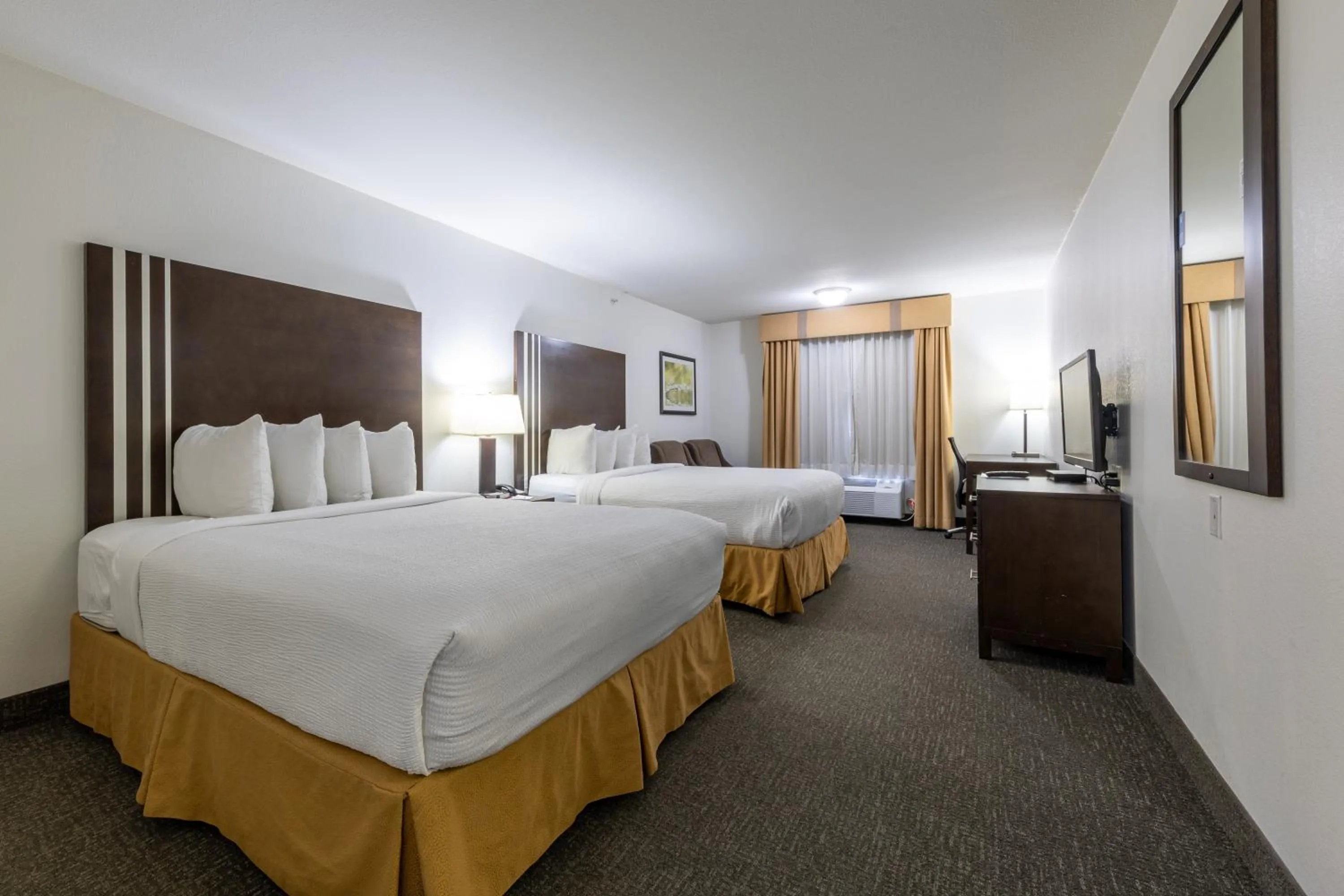 Bedroom, Bed in Ramada Golden