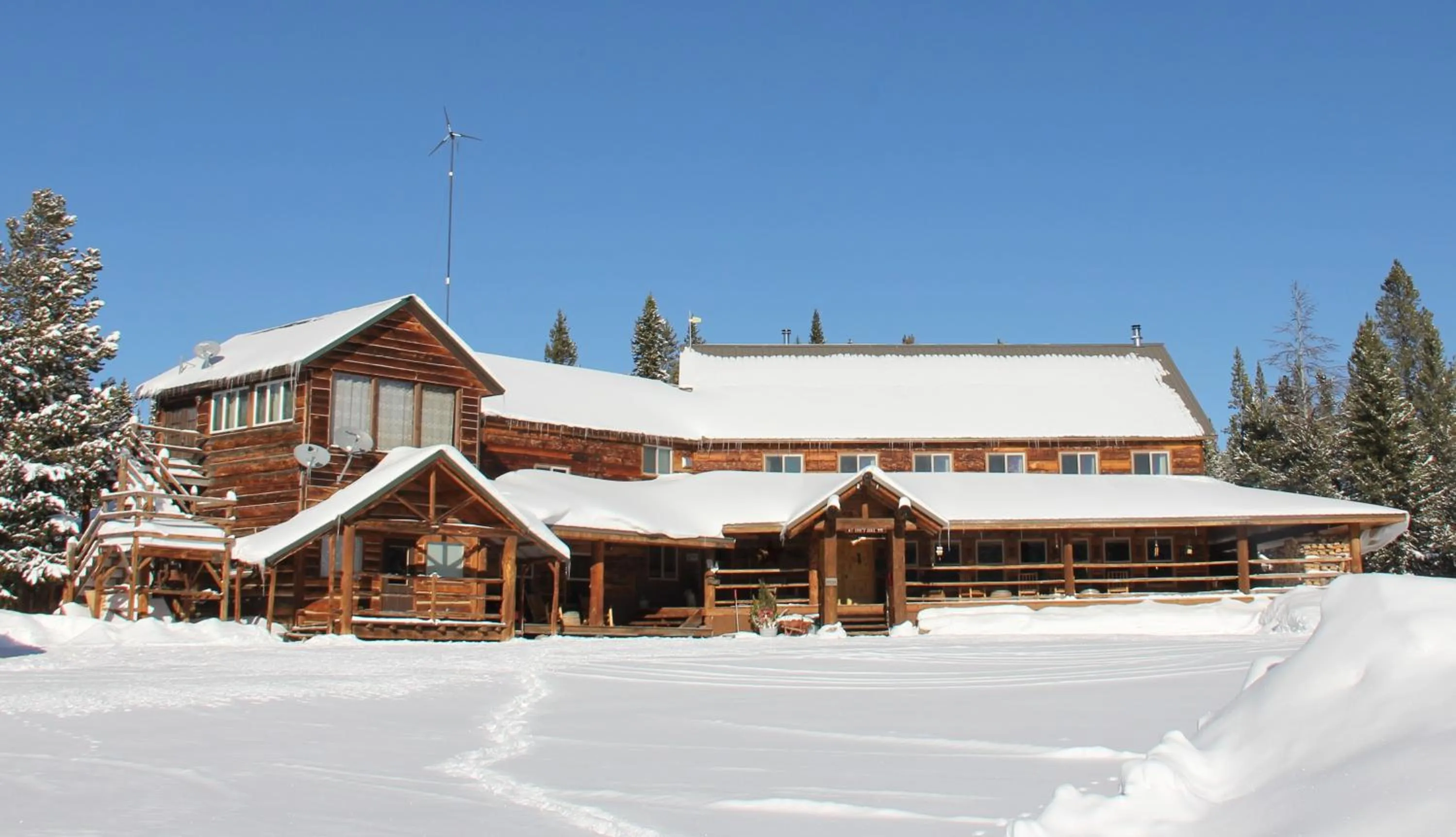 Property building in Sugar Loaf Lodge & Cabins