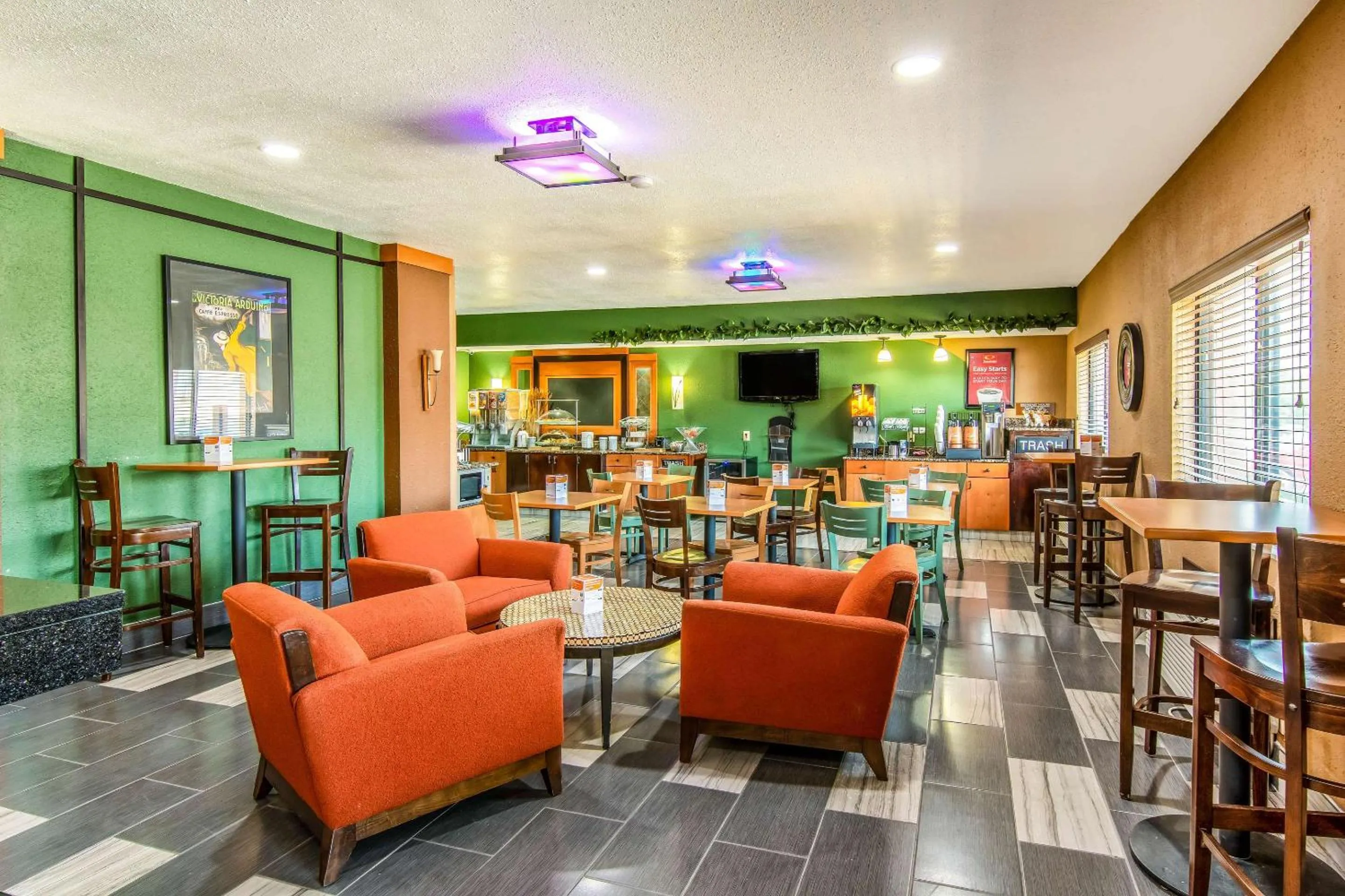 Breakfast in Econo Lodge Topeka at Wanamaker