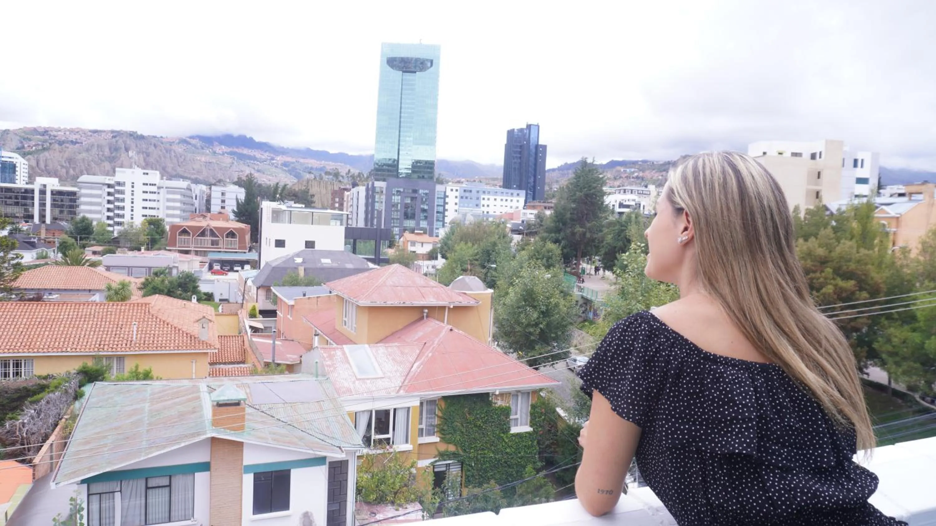 People in Delfines Apart Hotel