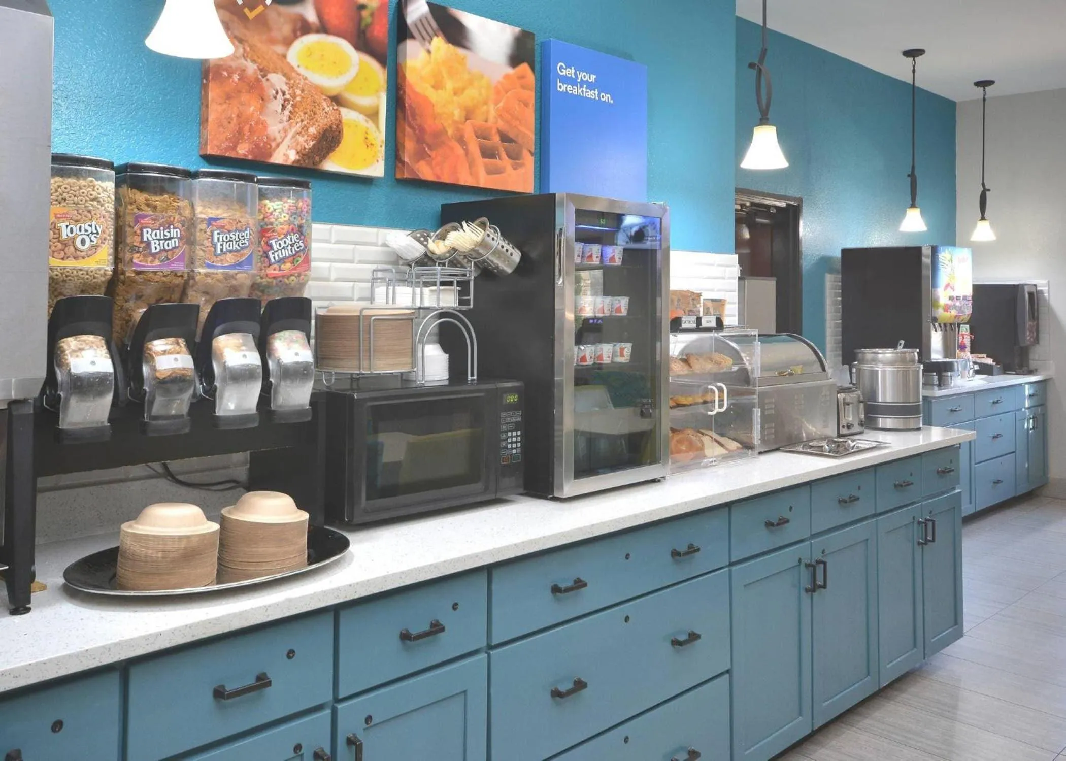 Breakfast in Brookstone Lodge near Biltmore Village, an Ascend Collection Hotel