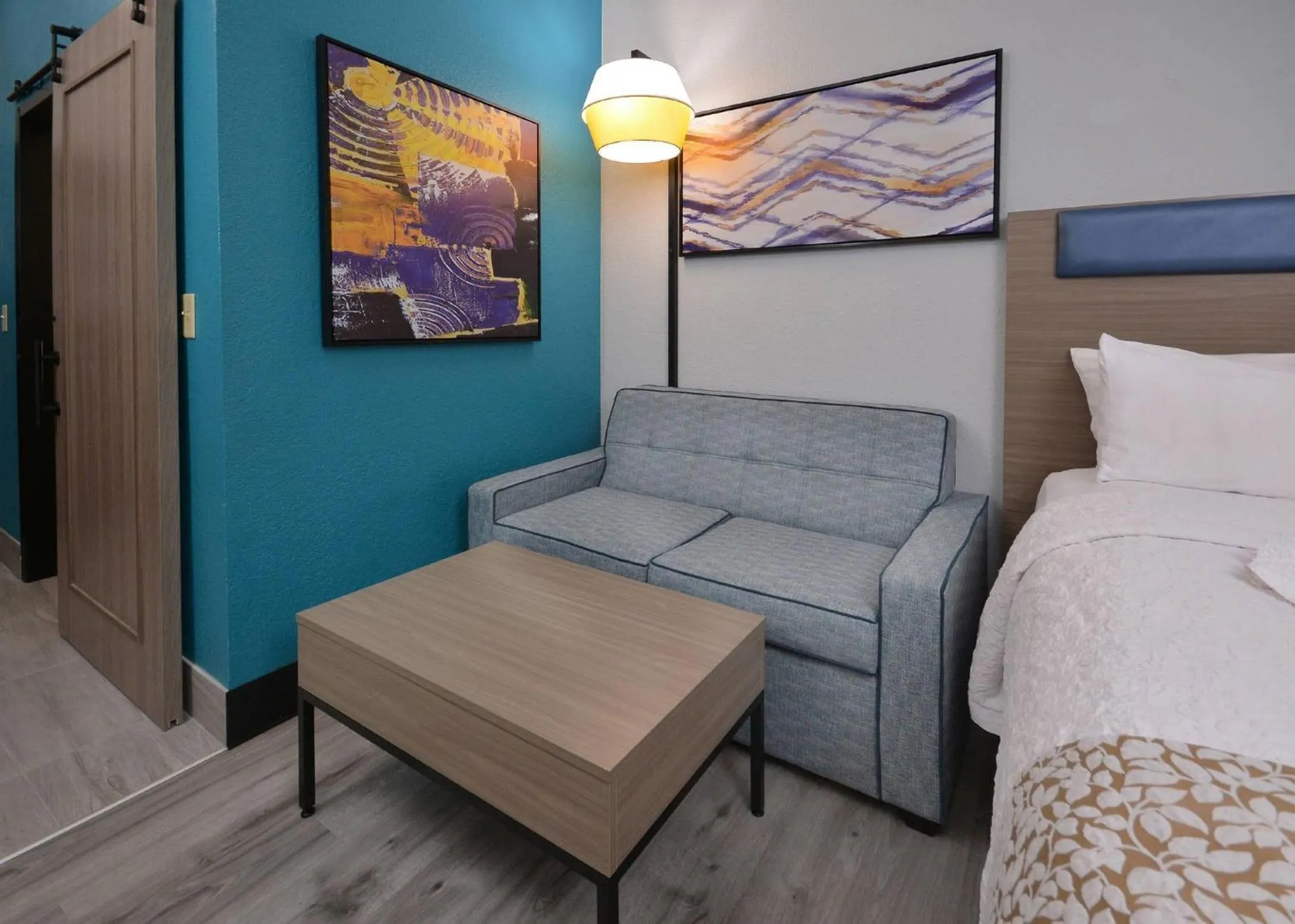 Bedroom, Bed in Brookstone Lodge near Biltmore Village, an Ascend Collection Hotel