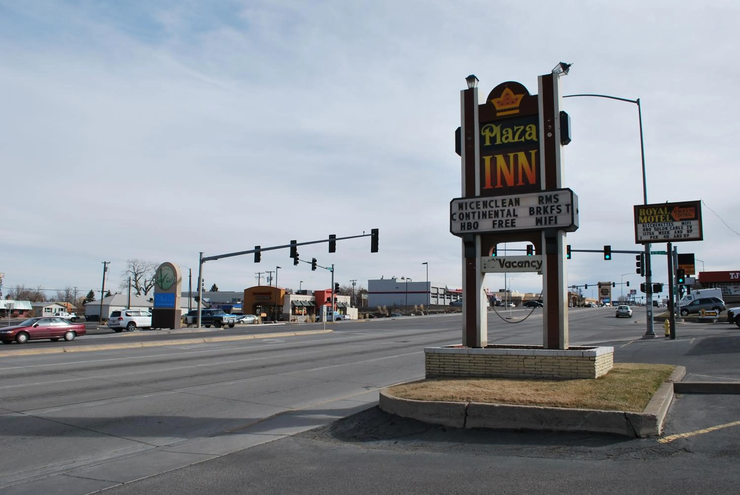 Property logo or sign in Plaza Inn