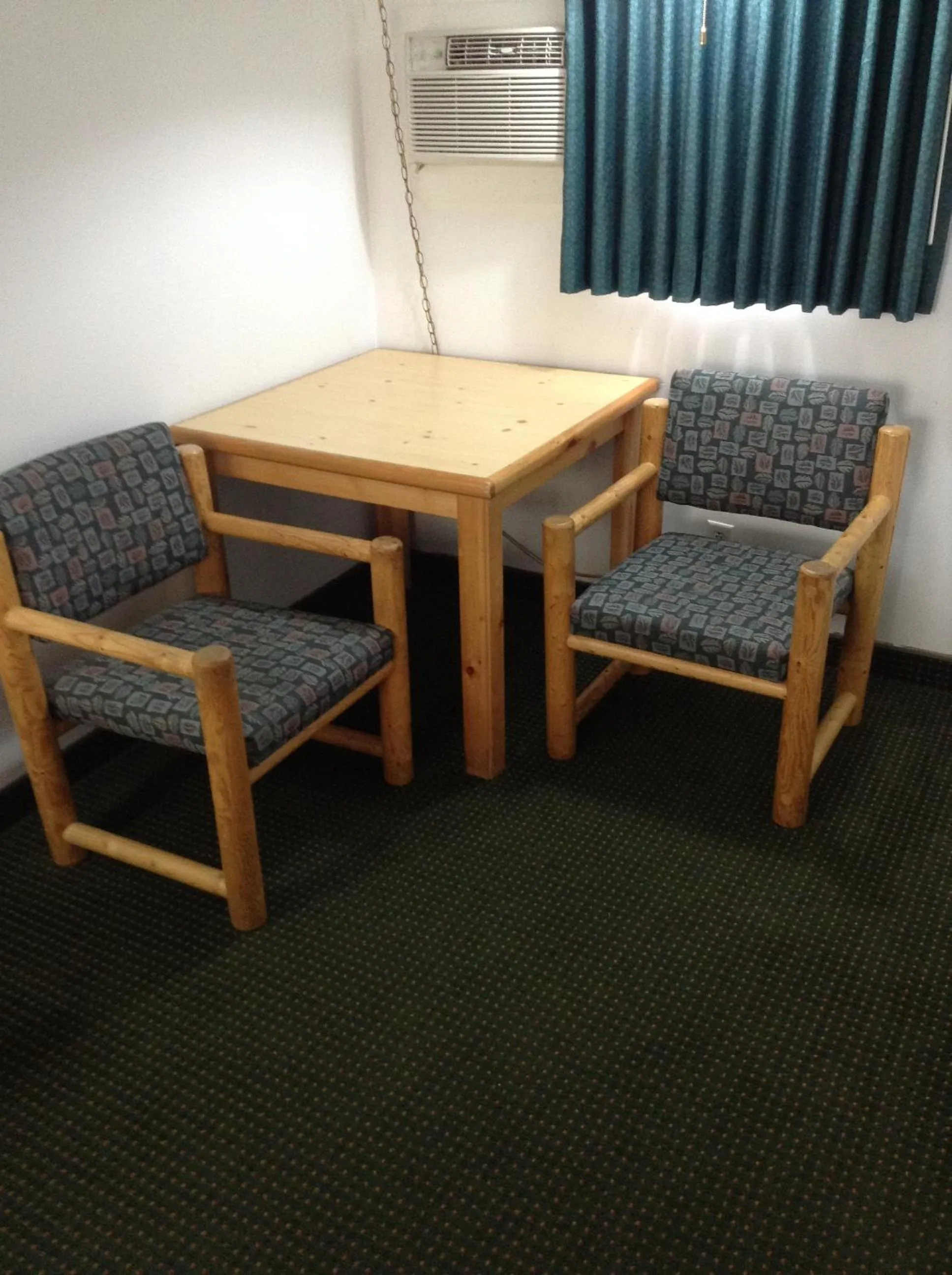 Seating area in Plaza Inn