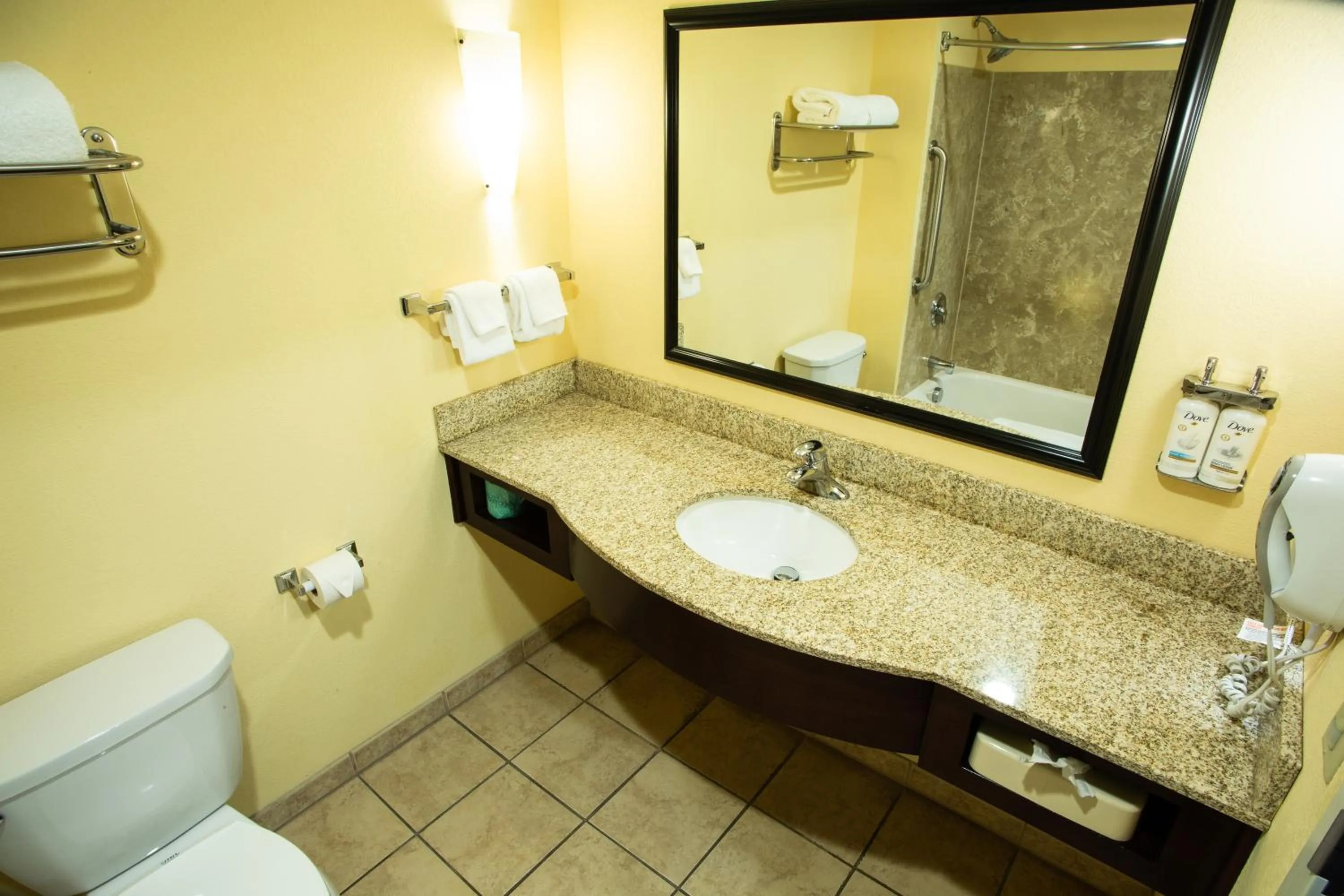 Shower in Holiday Inn Express & Suites Harrisburg West