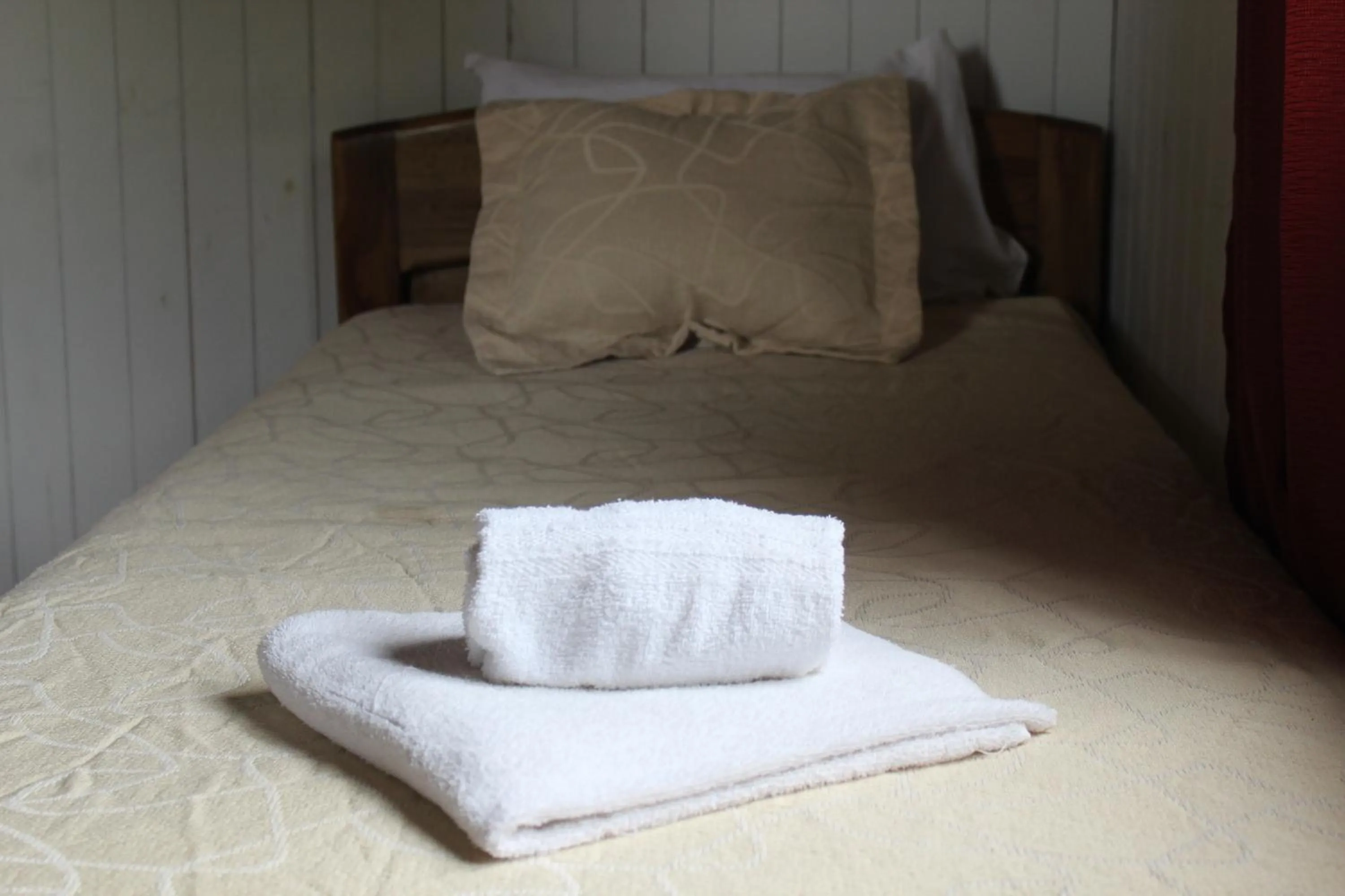 Bed in Palo Rosa Lodge