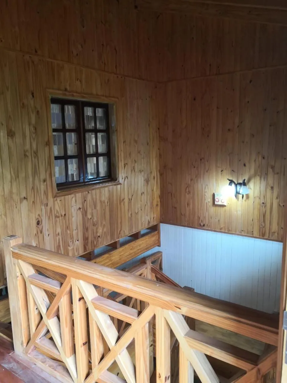 Photo of the whole room in Palo Rosa Lodge