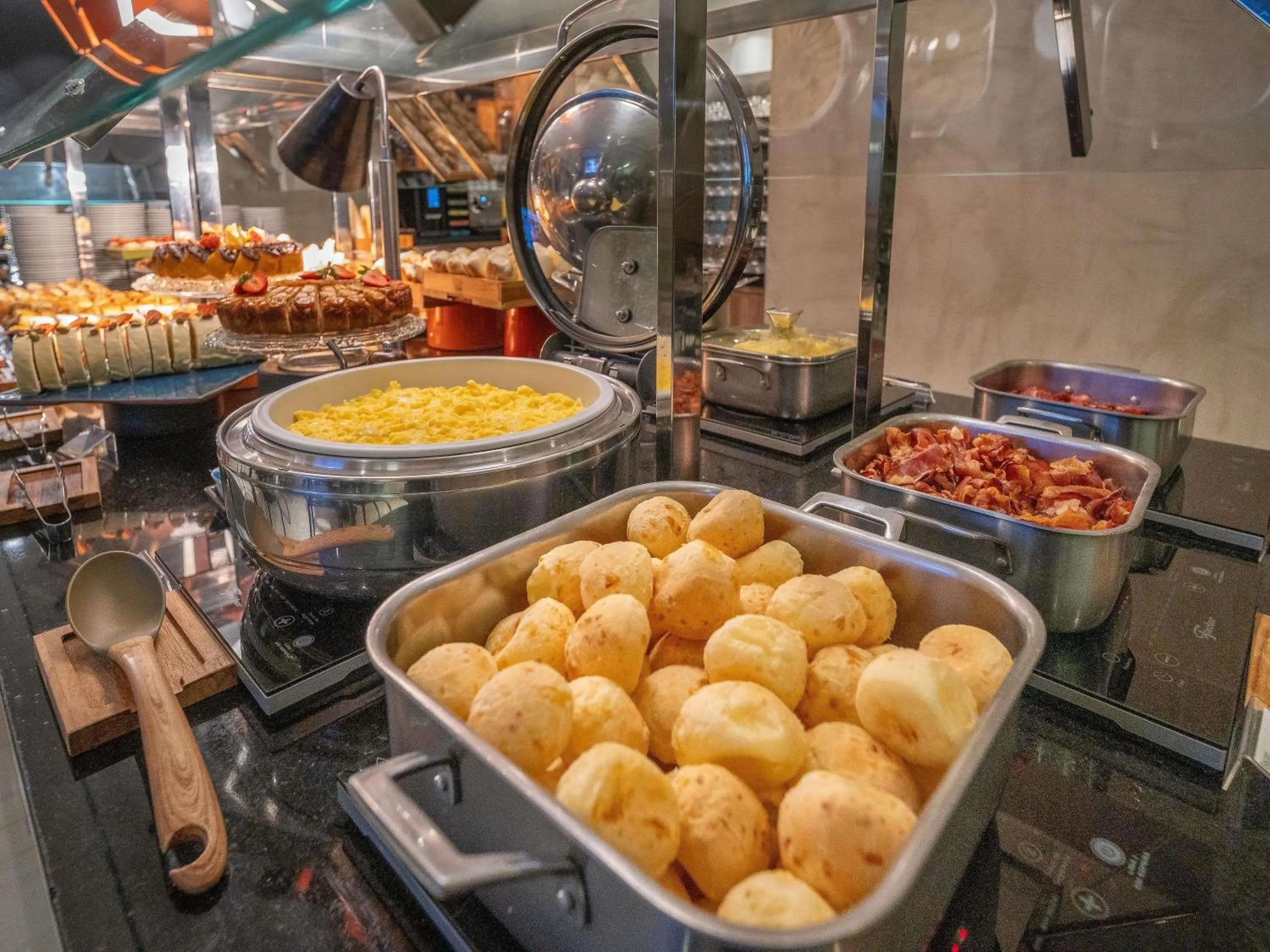 Breakfast in Mercure Uberlândia Plaza Shopping