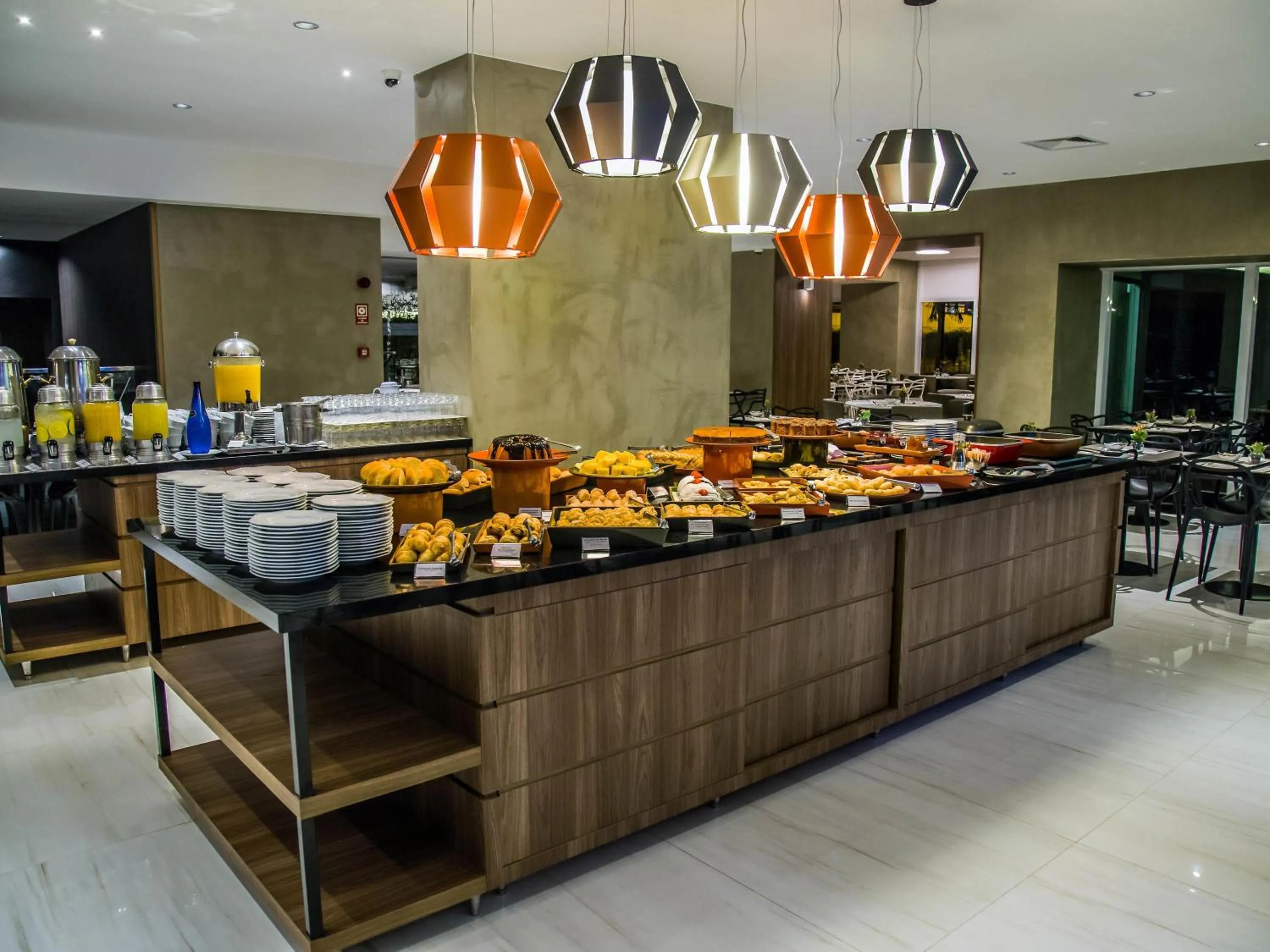Breakfast in Mercure Uberlândia Plaza Shopping