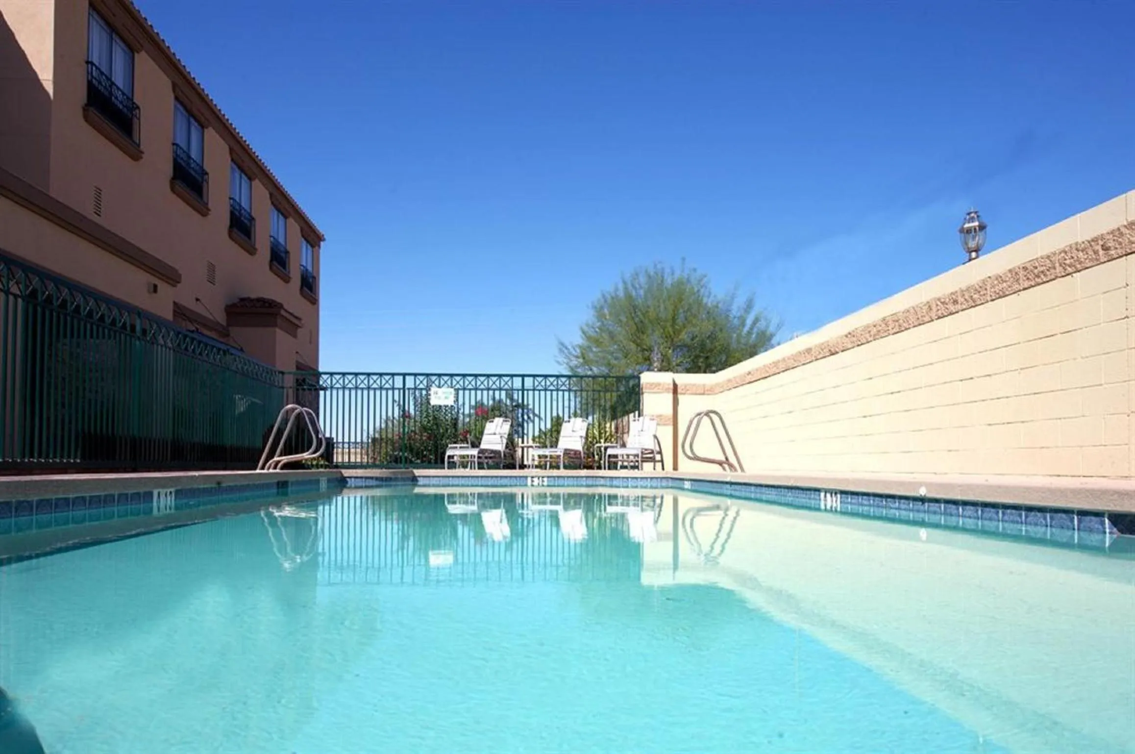 Swimming pool in GreenTree Inn and Suites Florence, AZ