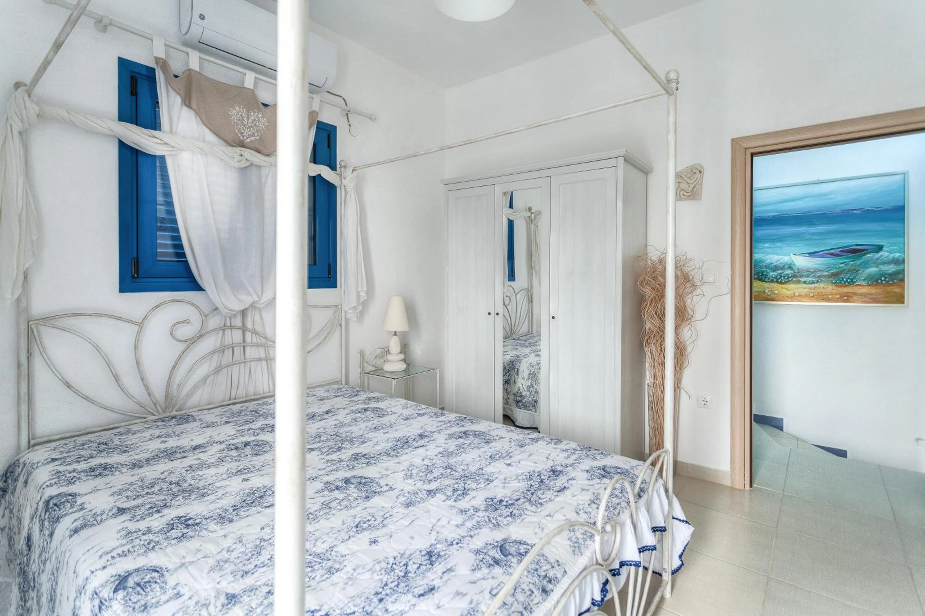 Bed in Navy Greece Villa with swimming pool & sea view