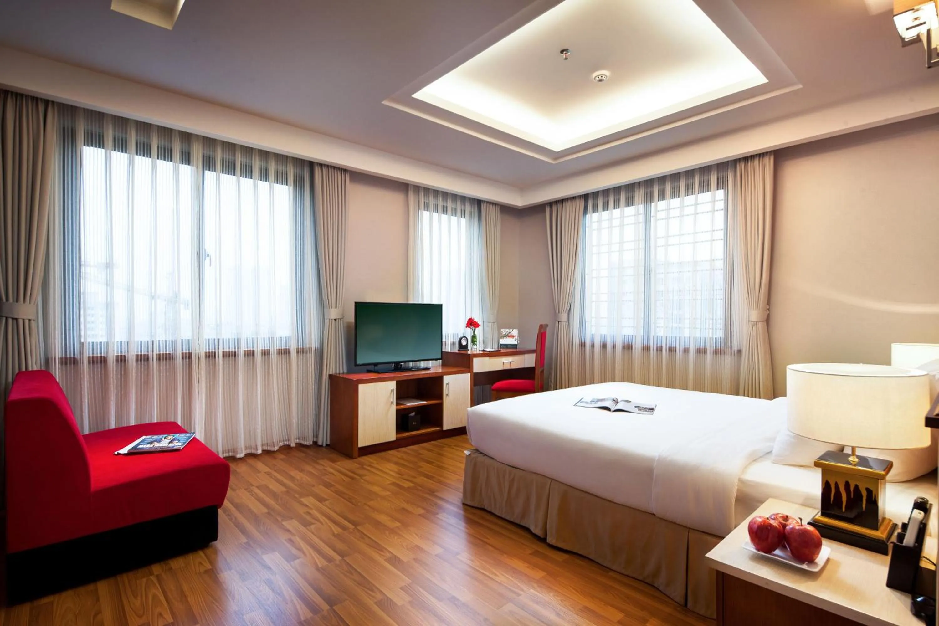 Single Room in Luxeden Signature Hotel