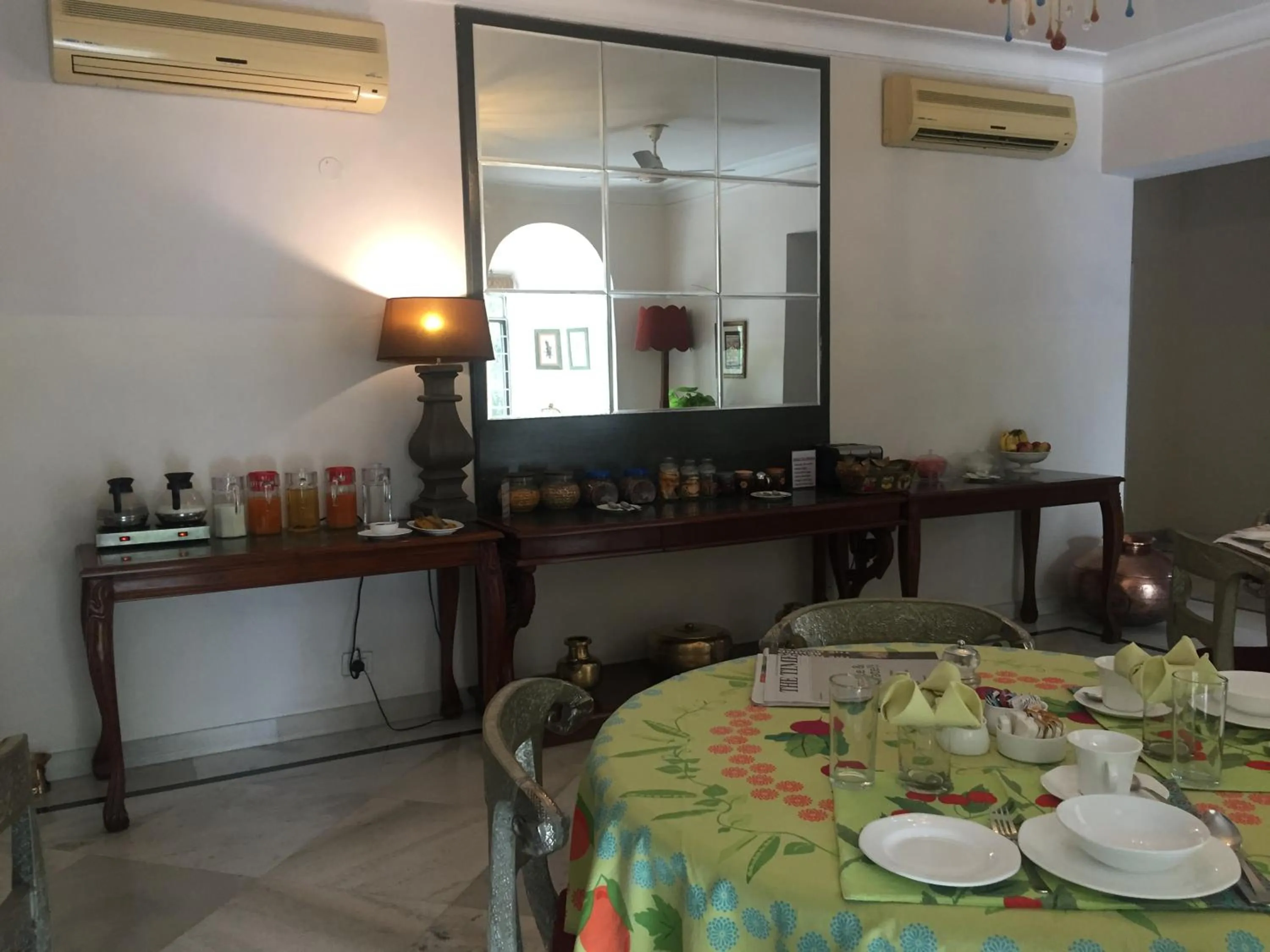 Restaurant/places to eat in Barwara Kothi