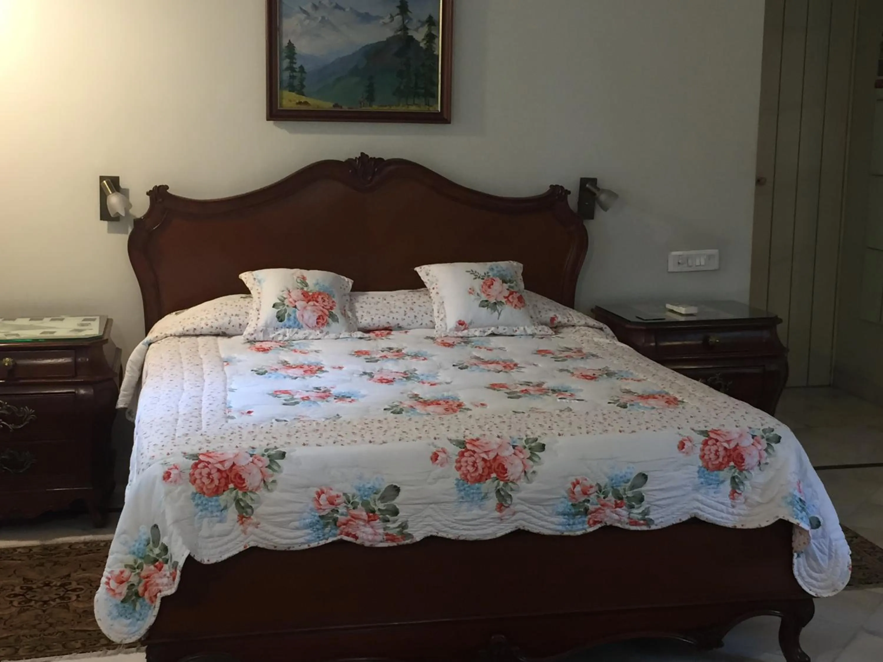 Bed in Barwara Kothi