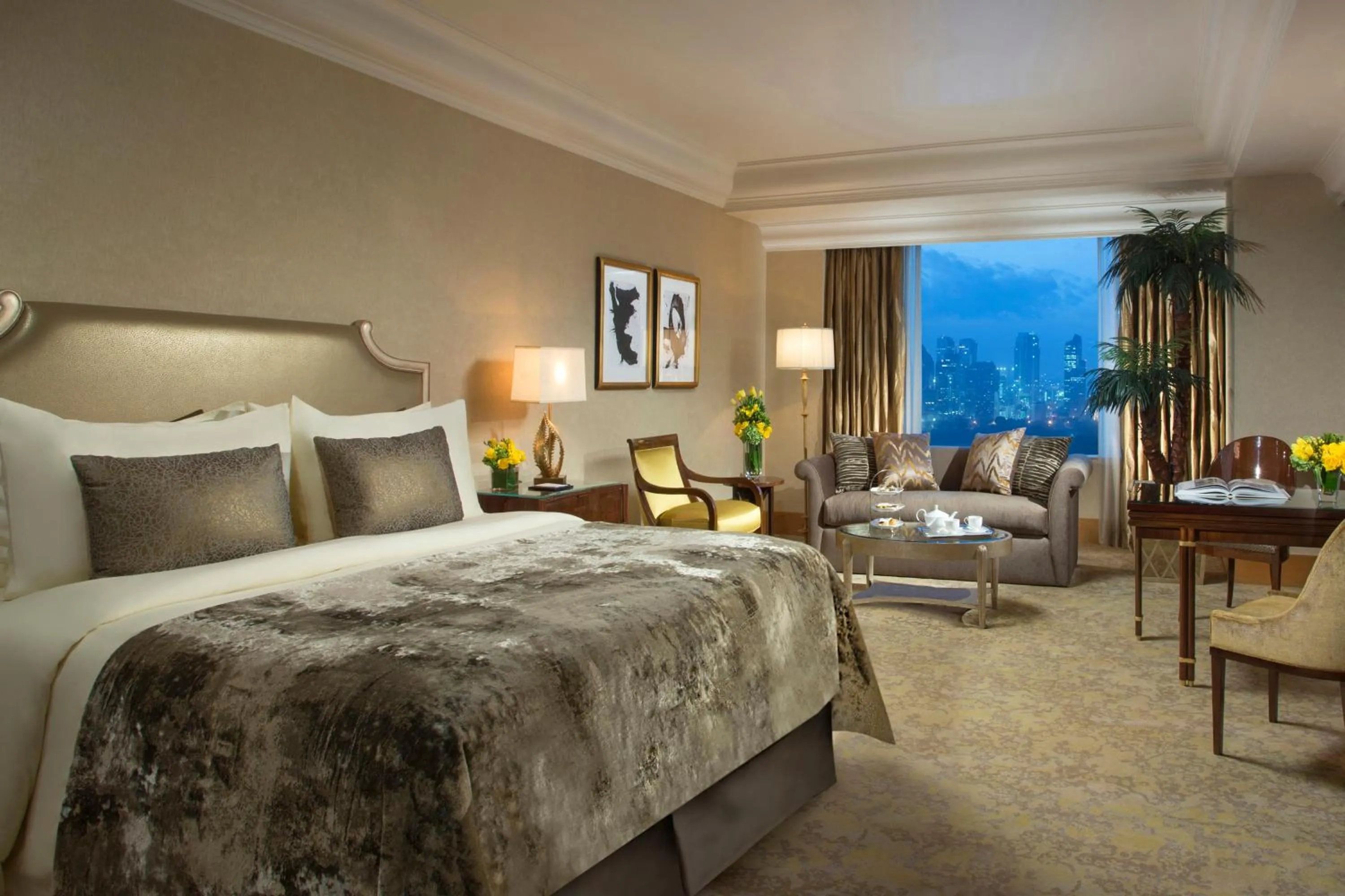 Bed in Hotel Mulia Senayan, Jakarta