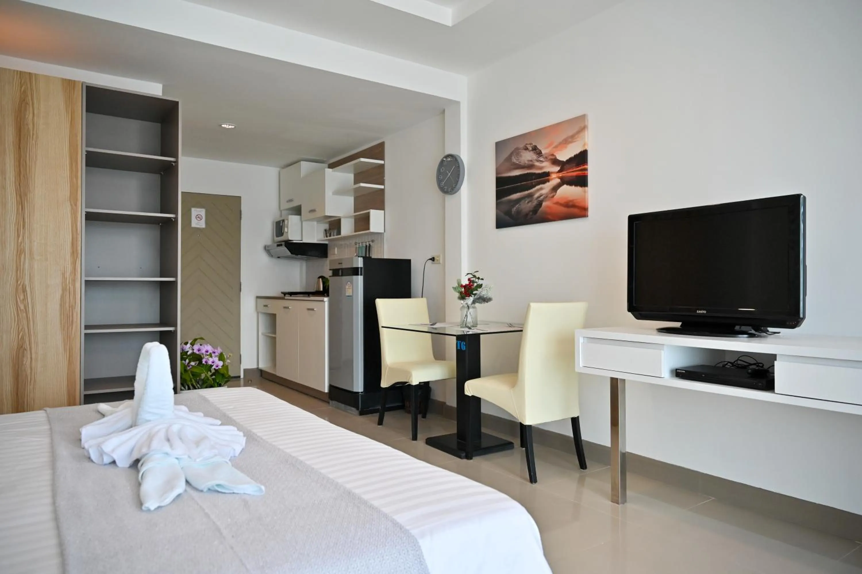 Bedroom, Bed in Sivana Place Phuket