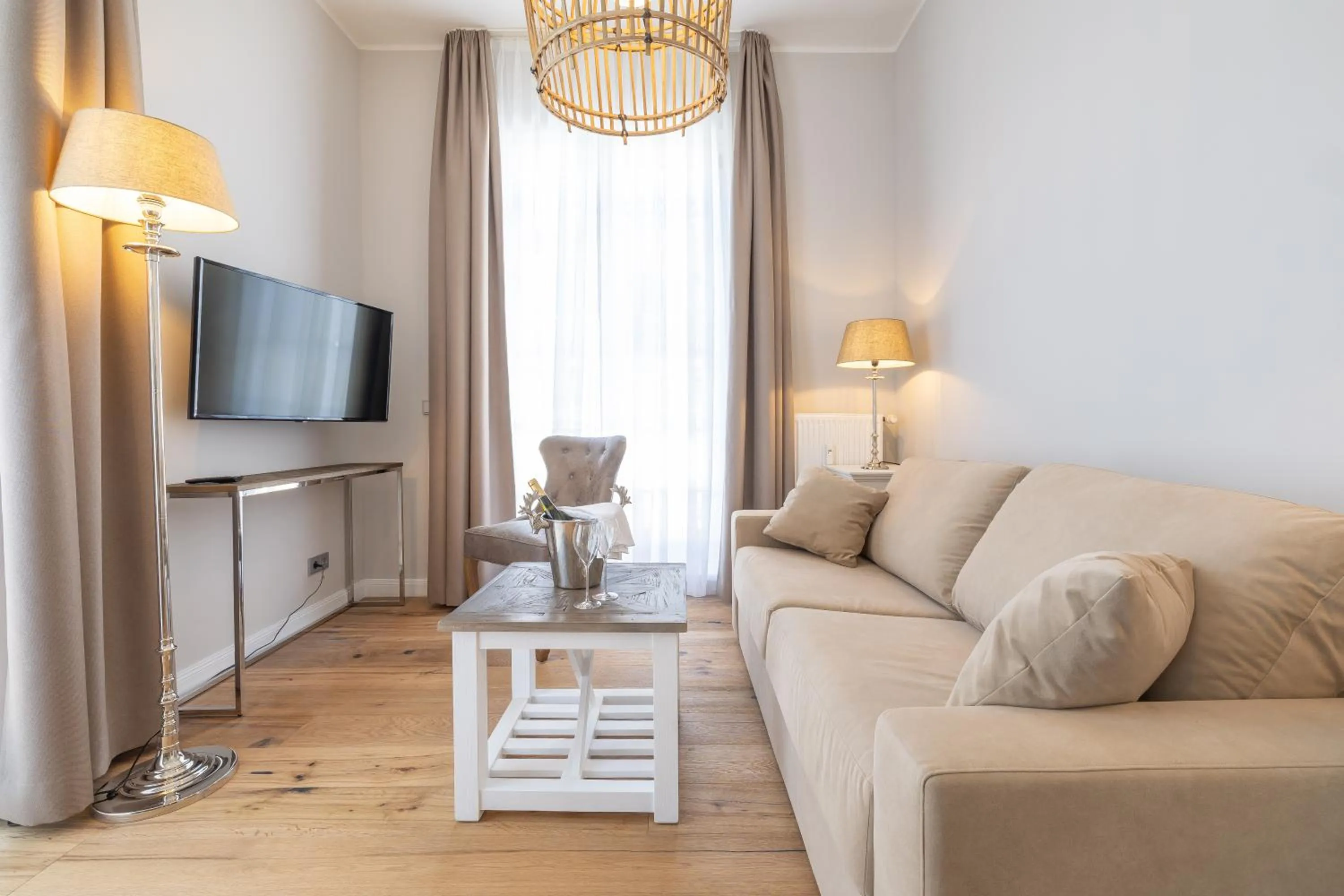 TV and multimedia in Suite Hotel Binz Familienhotel Rügen