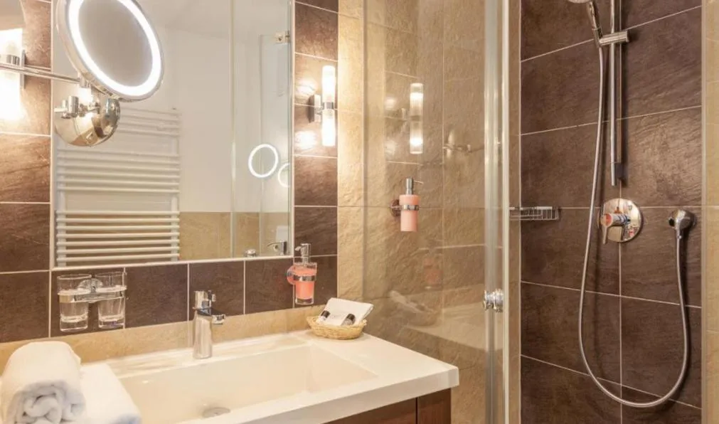 Bathroom in Suite Hotel Binz Familienhotel Rügen