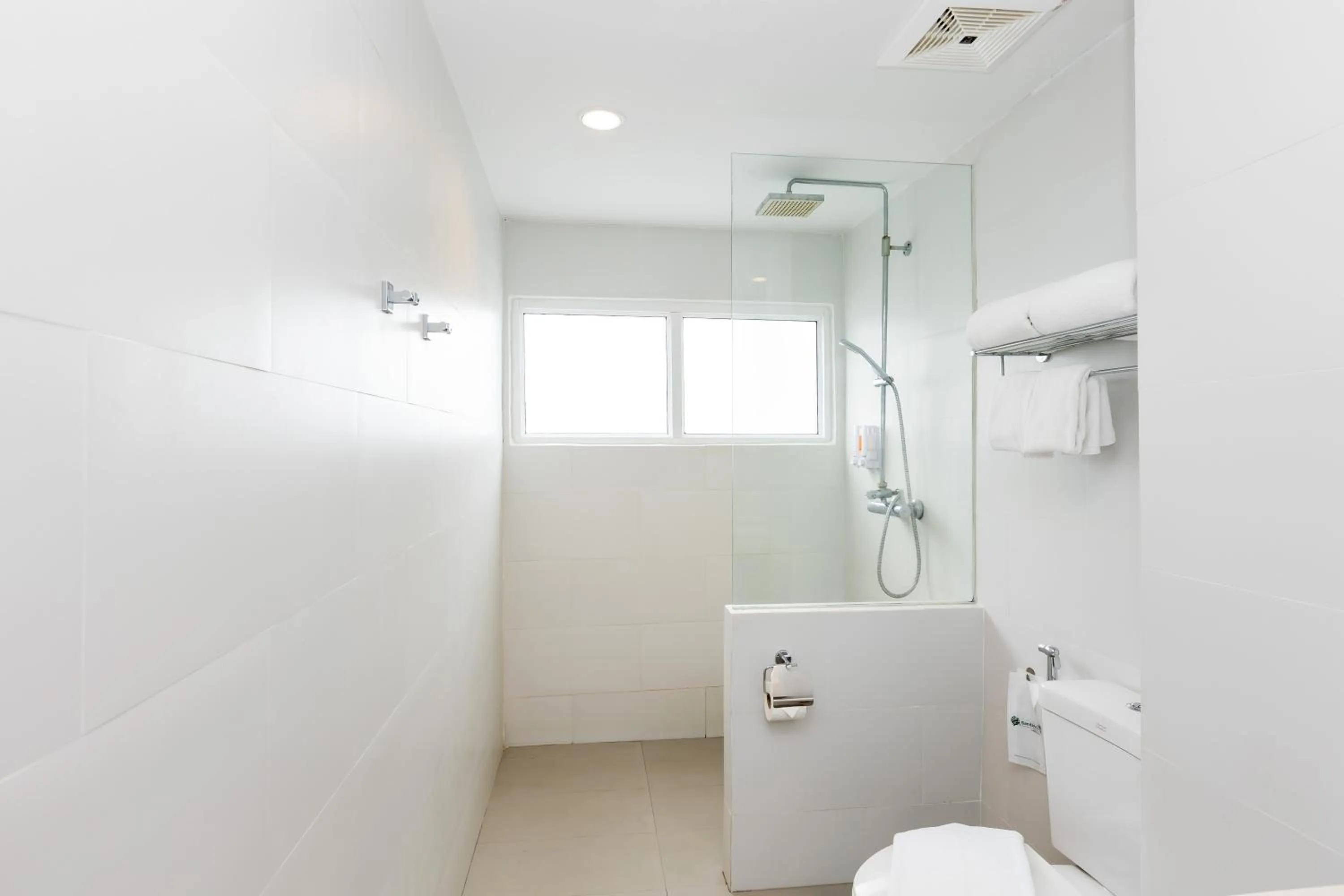 Shower in Malibu Beach Resort