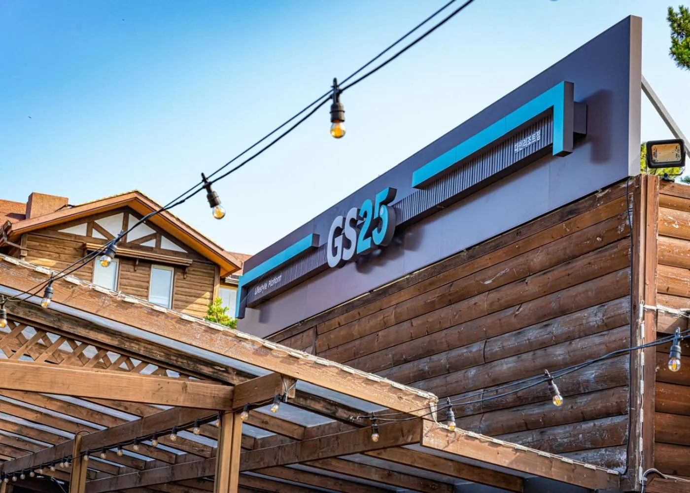 Property building in Dyne Oceano Hotel