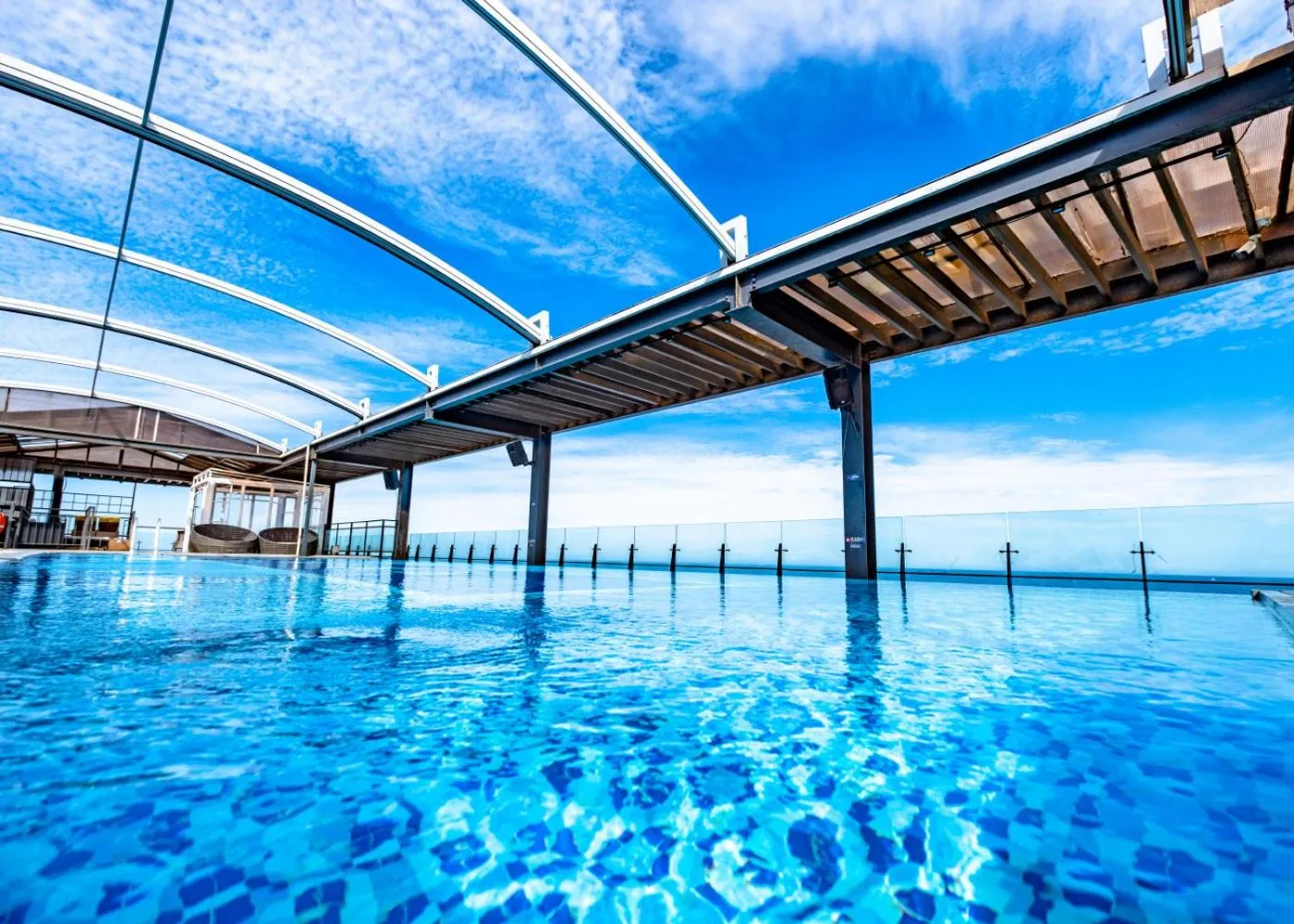 Pool view in Dyne Oceano Hotel