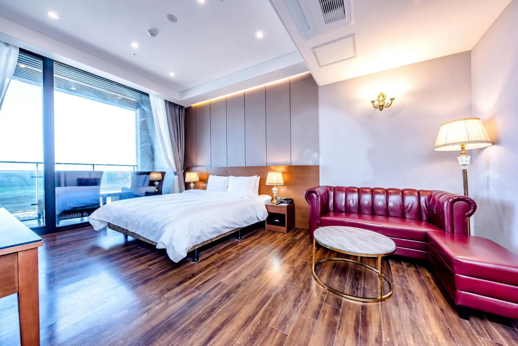 Superior Terrace Ocean in Dyne Oceano Hotel