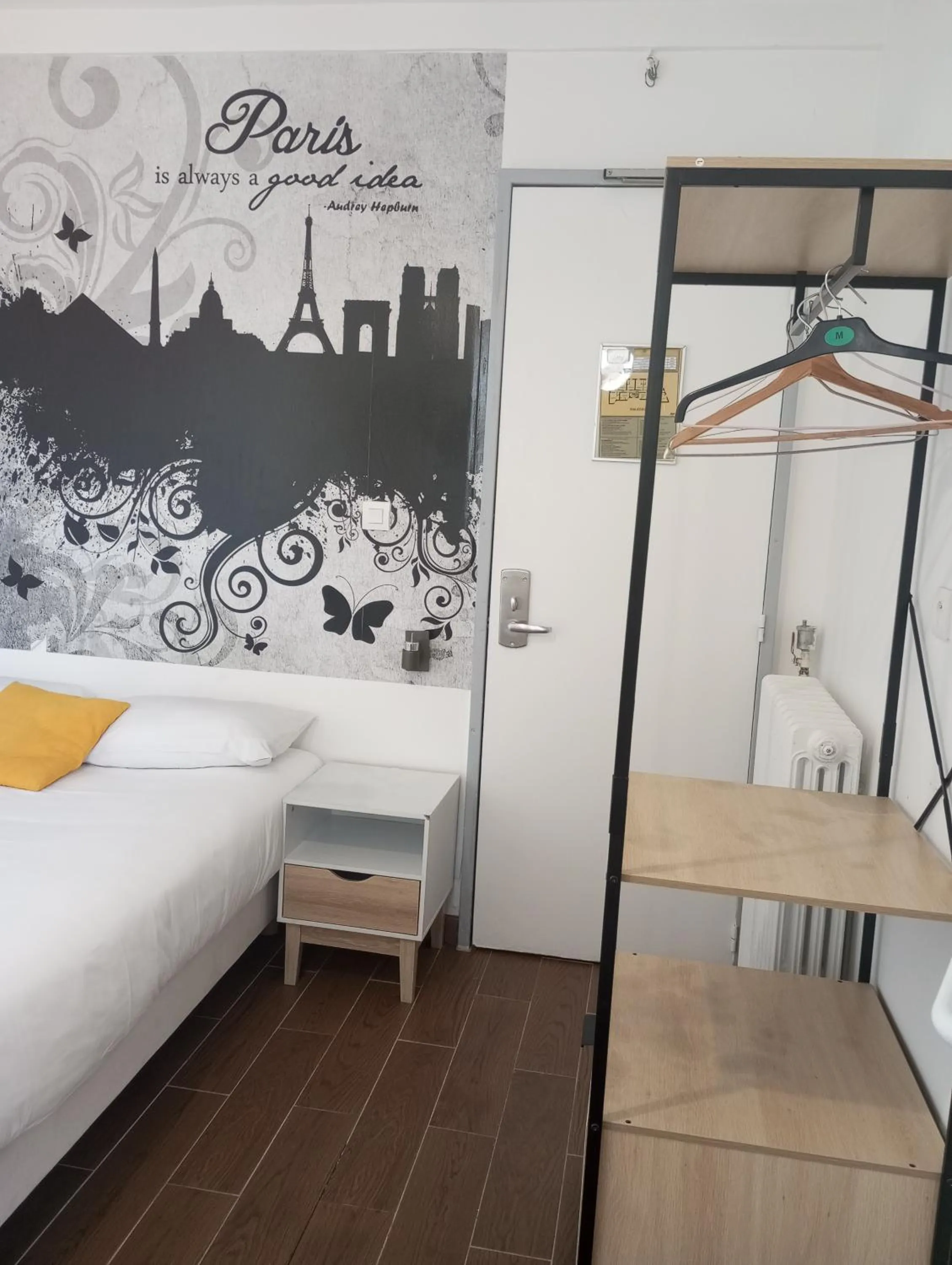 Arty Paris Porte de Versailles by River