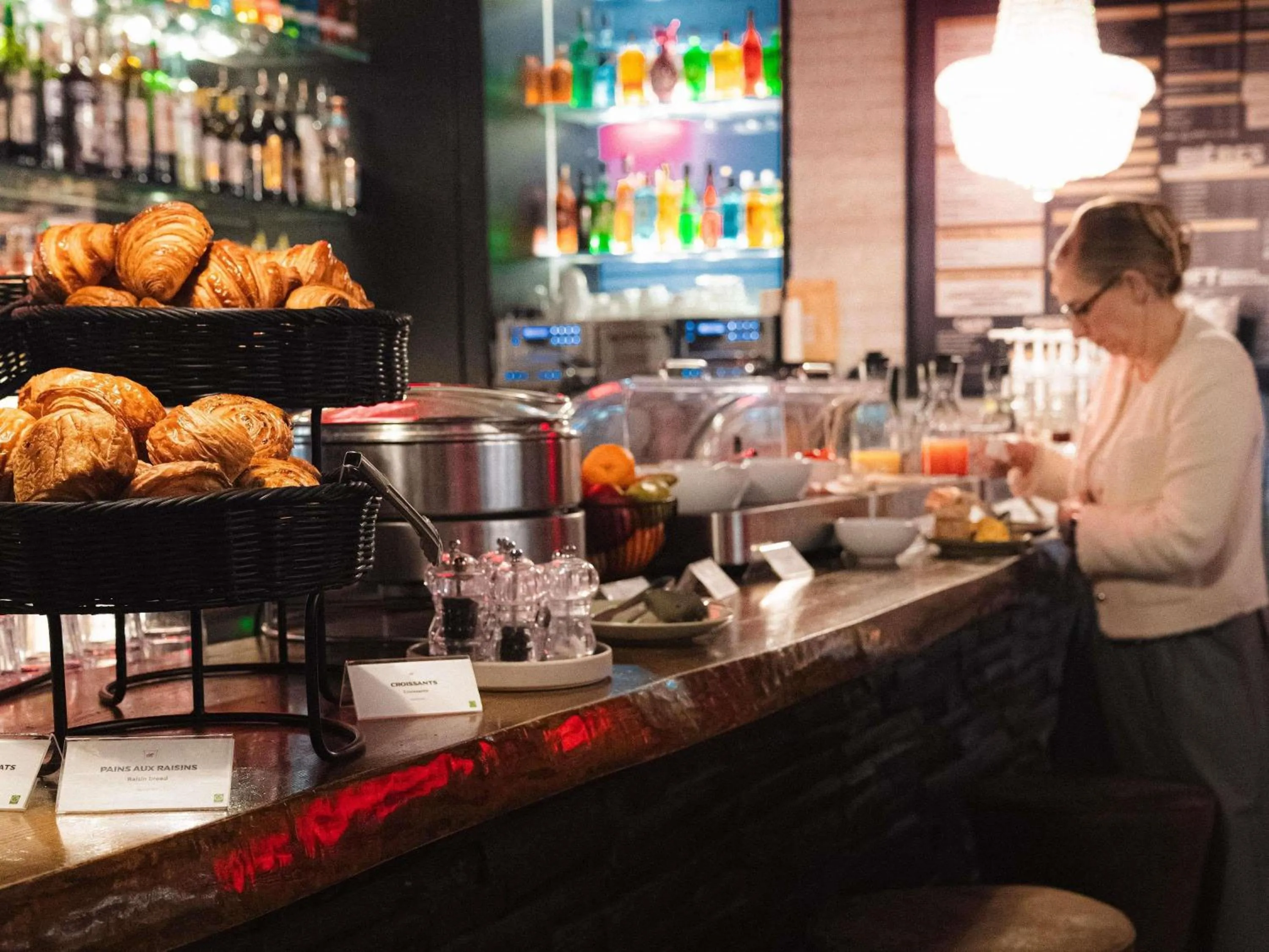 Breakfast in ibis Styles Lausanne Center MadHouse