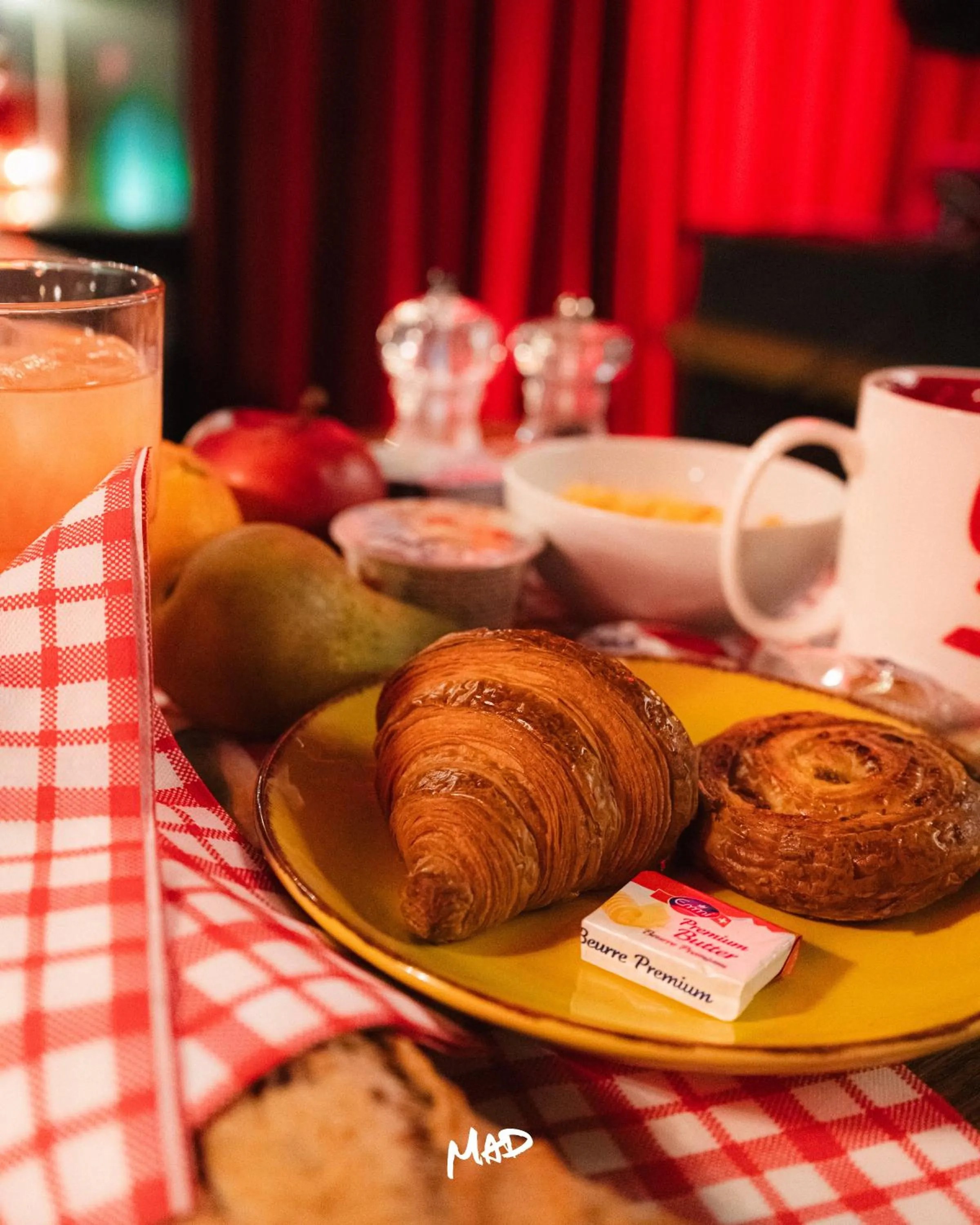 Breakfast in ibis Styles Lausanne Center MadHouse