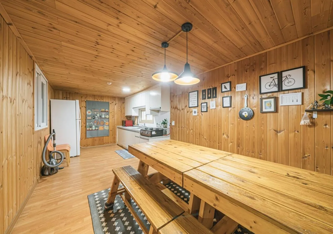 Jeju Haepoomdal Pension