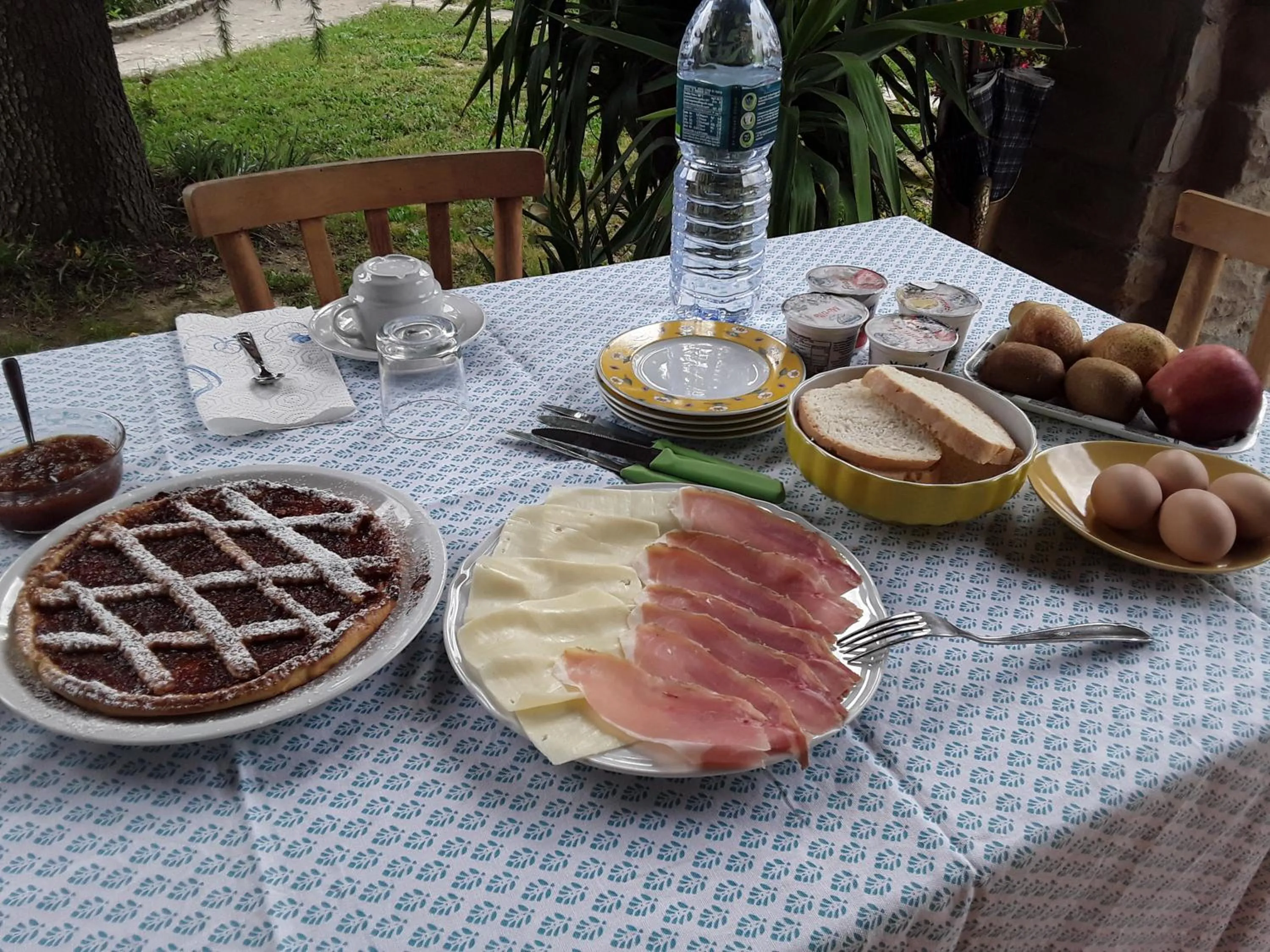 Breakfast in La collina degli olivi