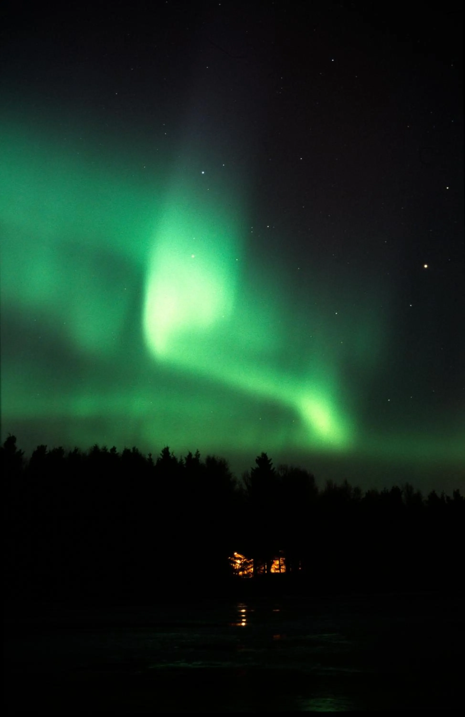 Isokenkäisten Klubi - Wilderness Lodge