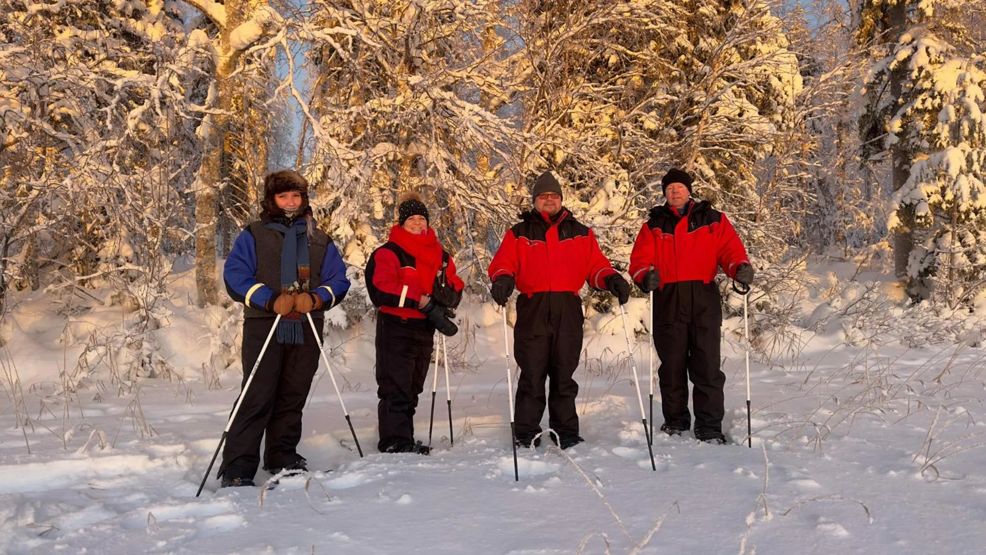 Isokenkäisten Klubi - Wilderness Lodge