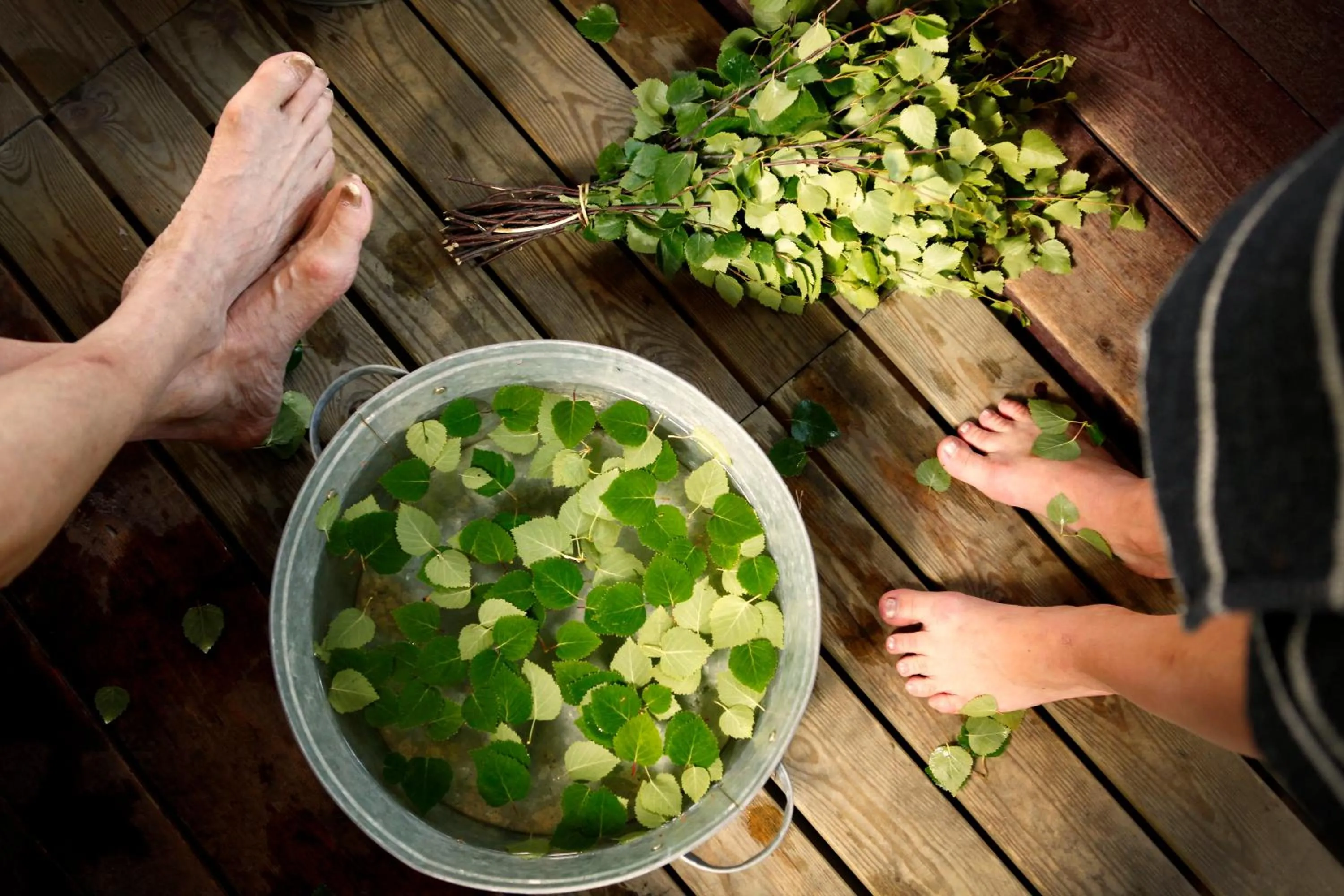 Isokenkäisten Klubi - Wilderness Lodge