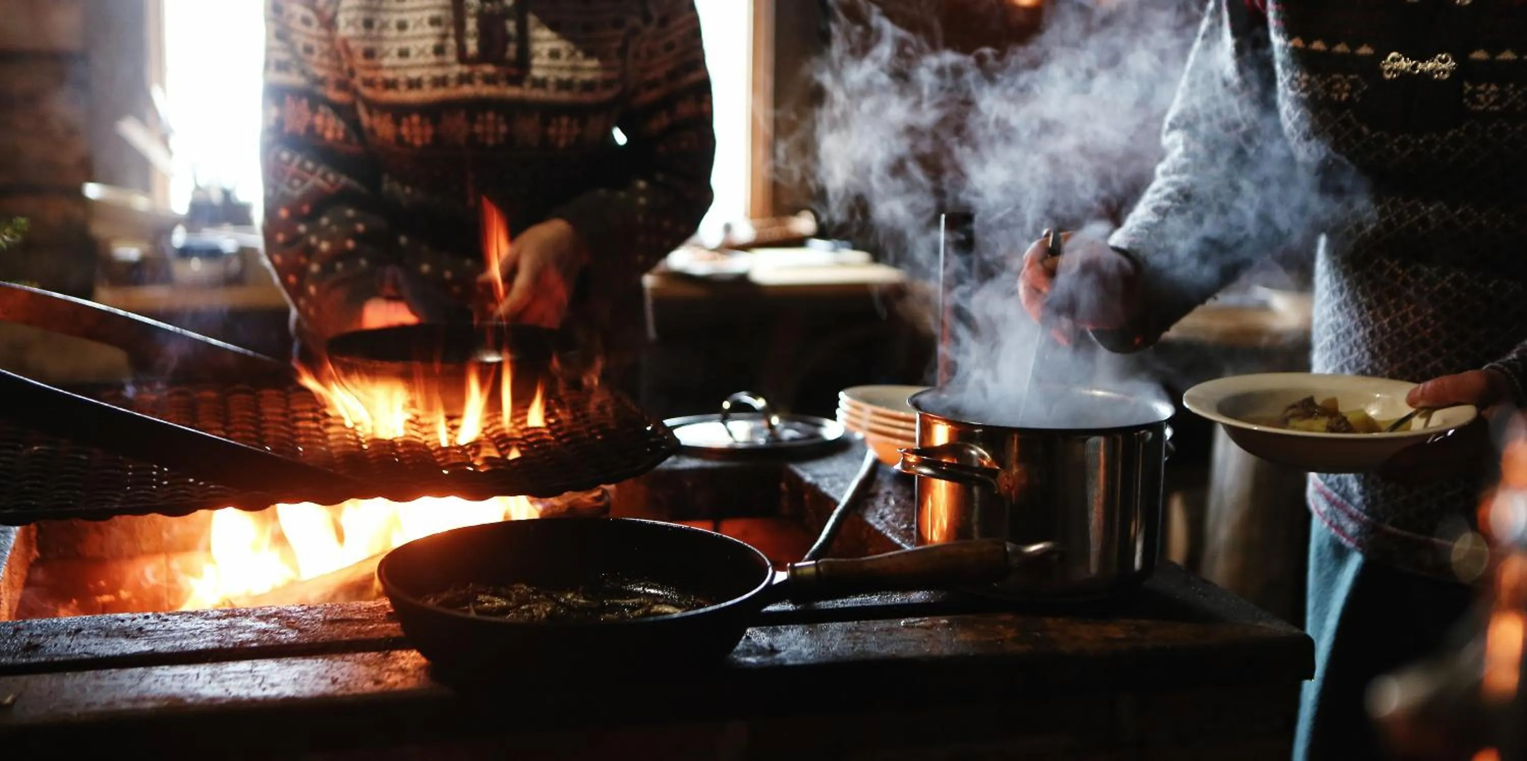 Isokenkäisten Klubi - Wilderness Lodge