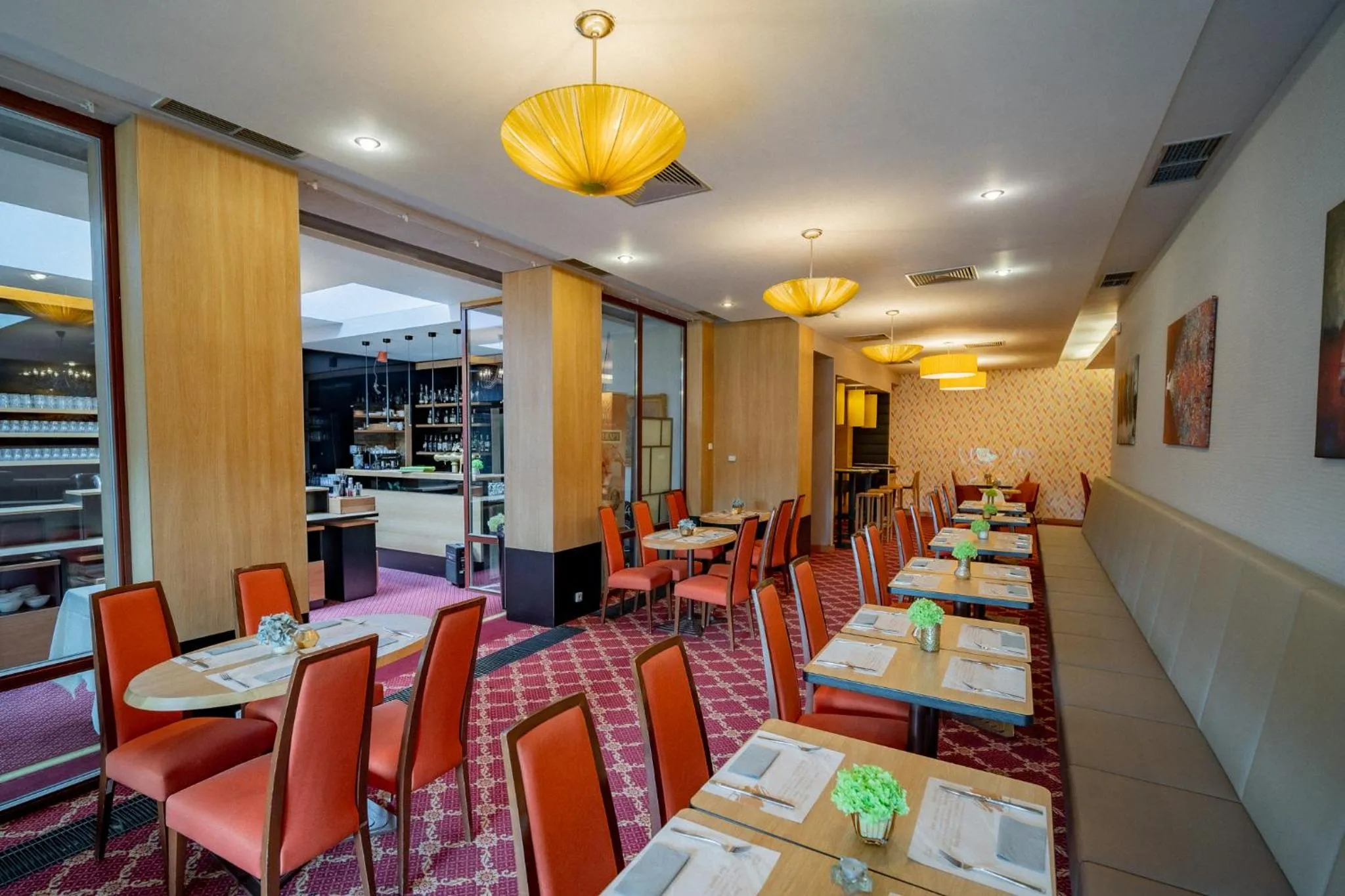 Restaurant/places to eat in Maxmilian Lifestyle Resort