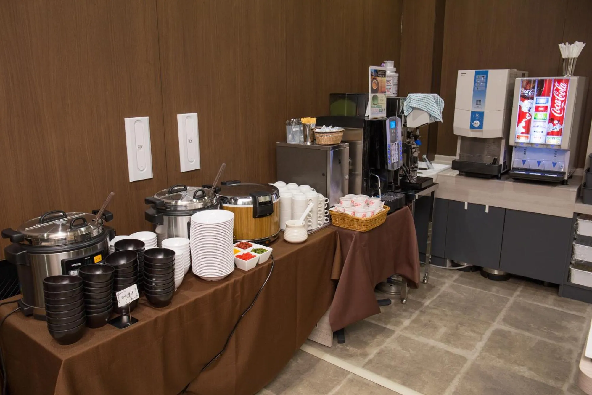 Buffet breakfast in Kuretake-Inn Hamamatsueki Minamiguchi Premium